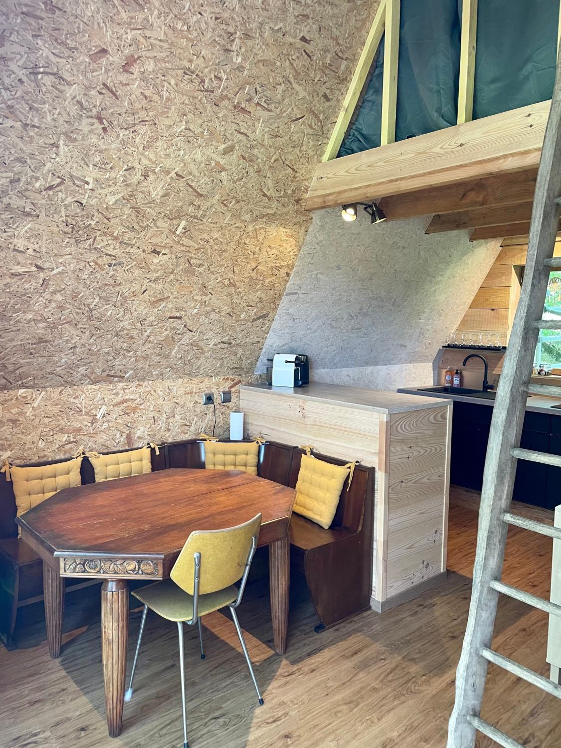 Tree House photo 2