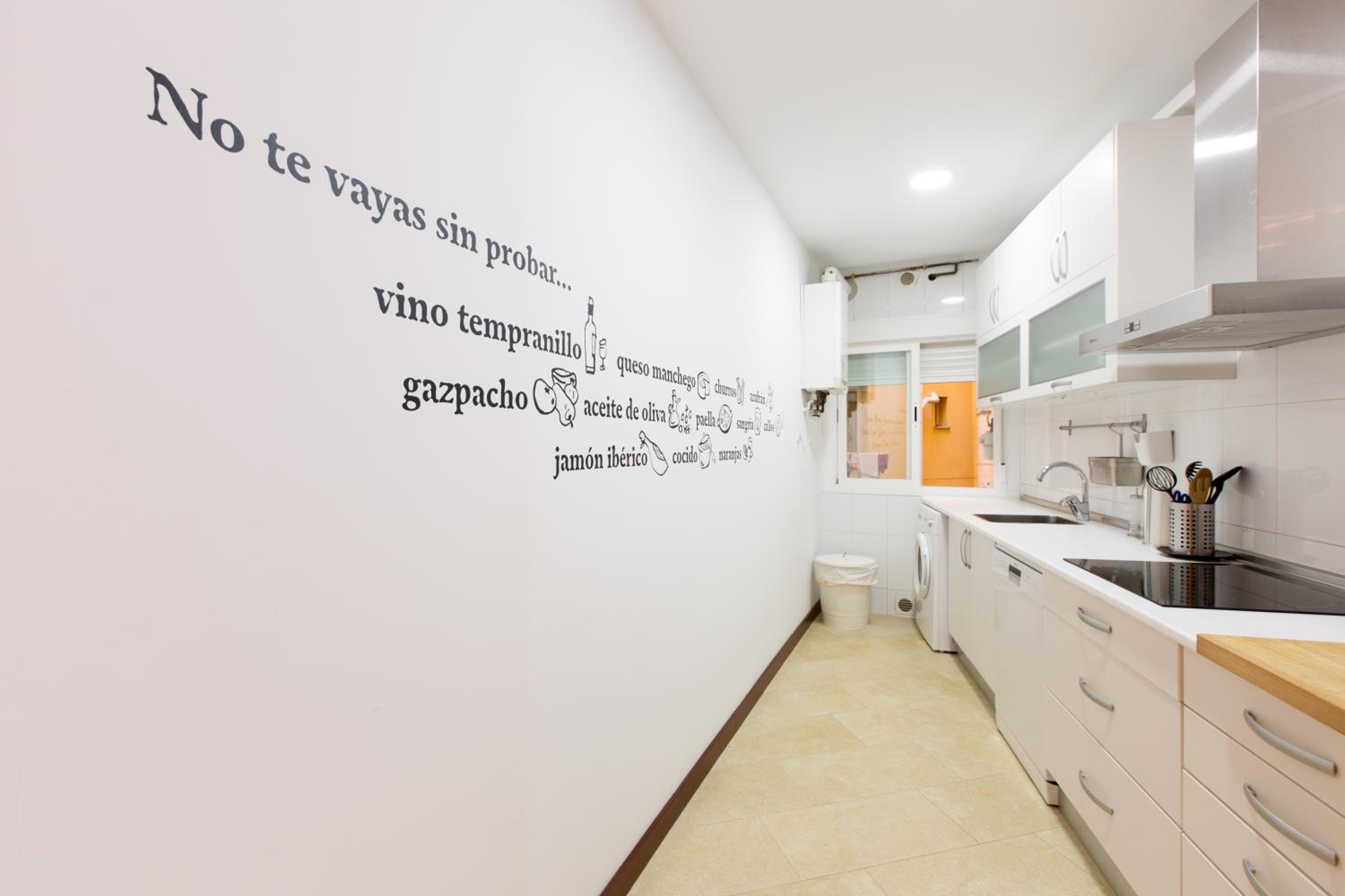 Two-Bedroom Apartment - Photo 32
