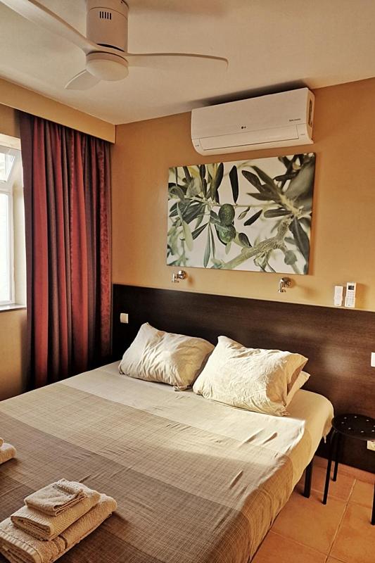 Apartment with Sea View - Photo 20
