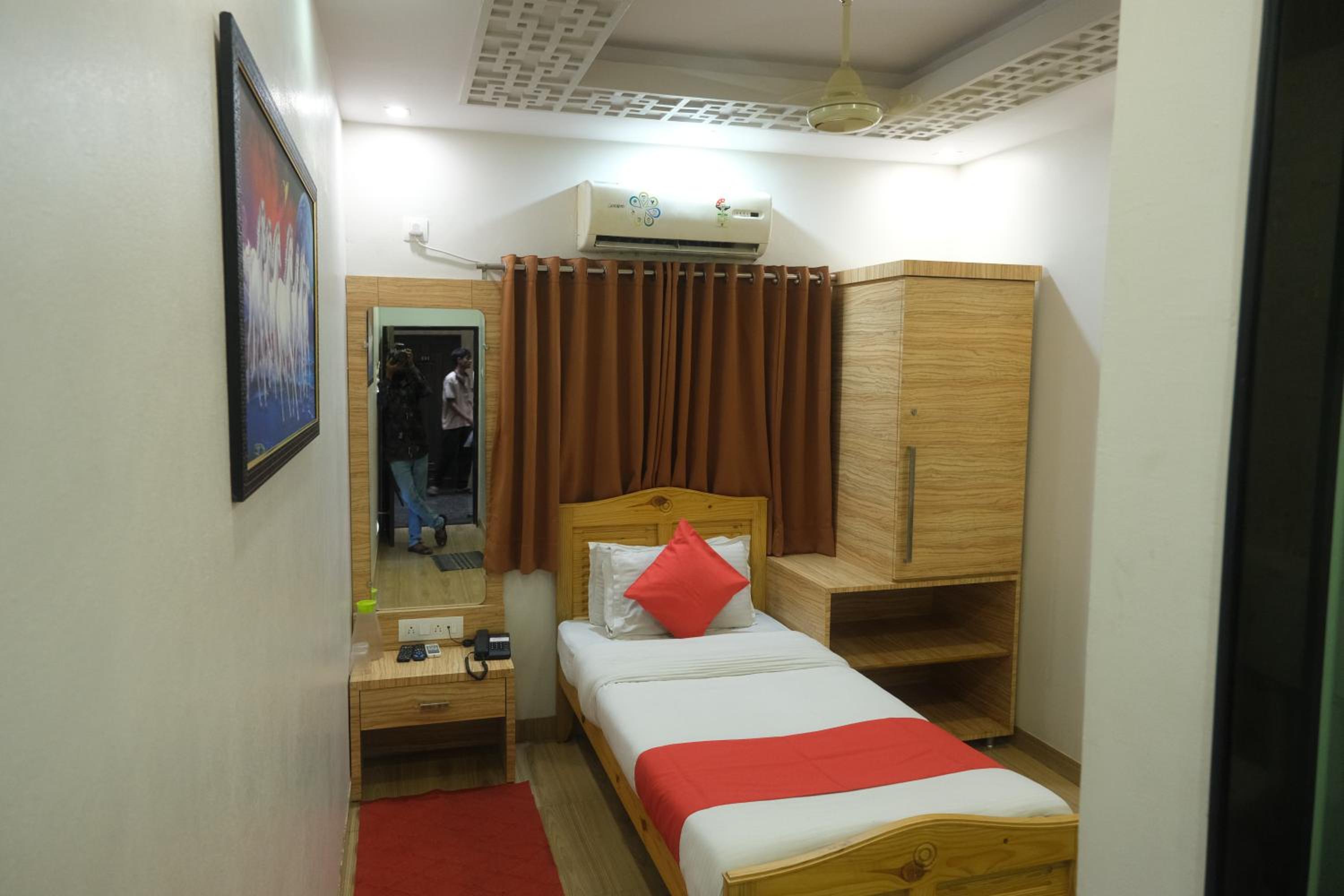 Single Room