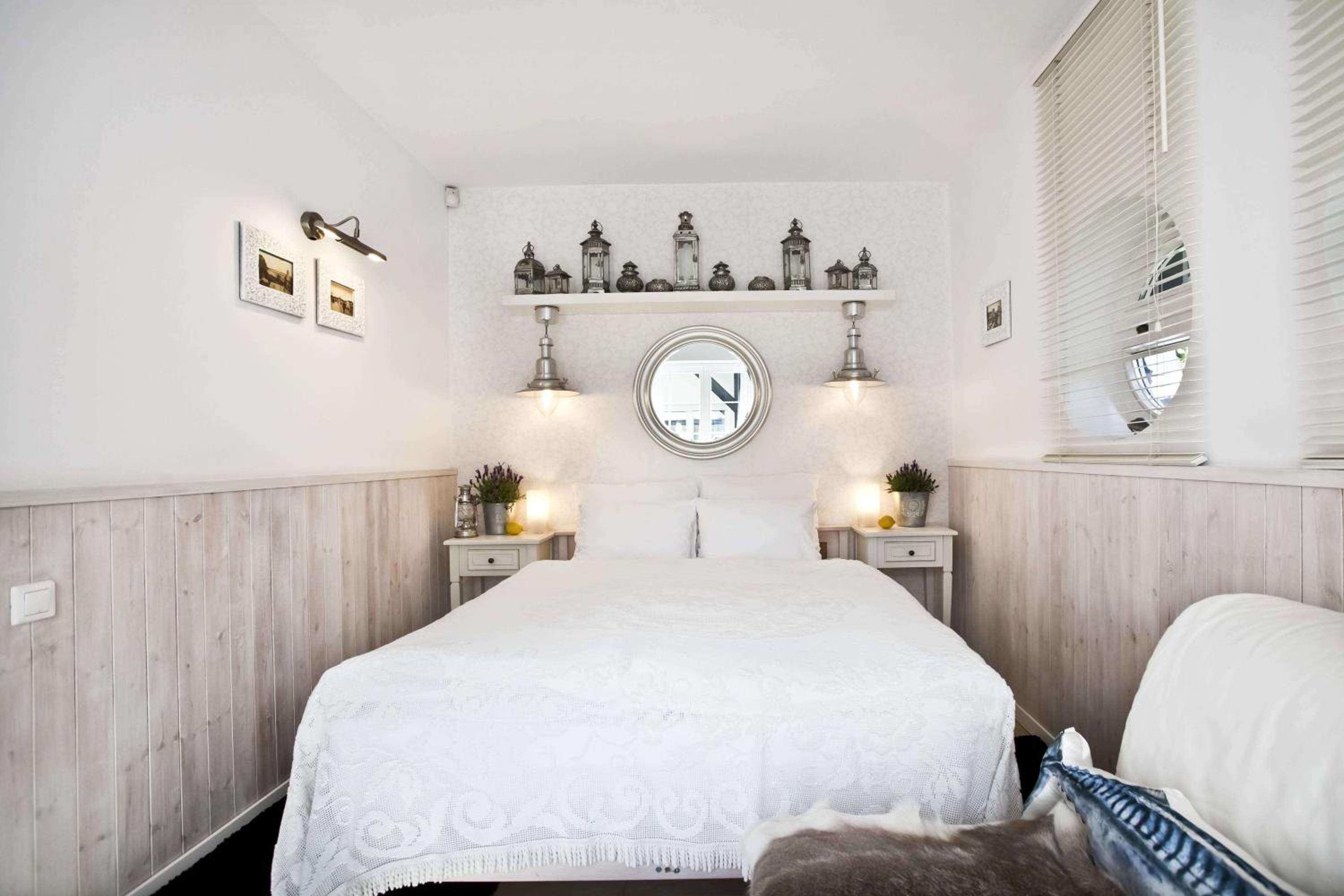 Double Room - Photo 7
