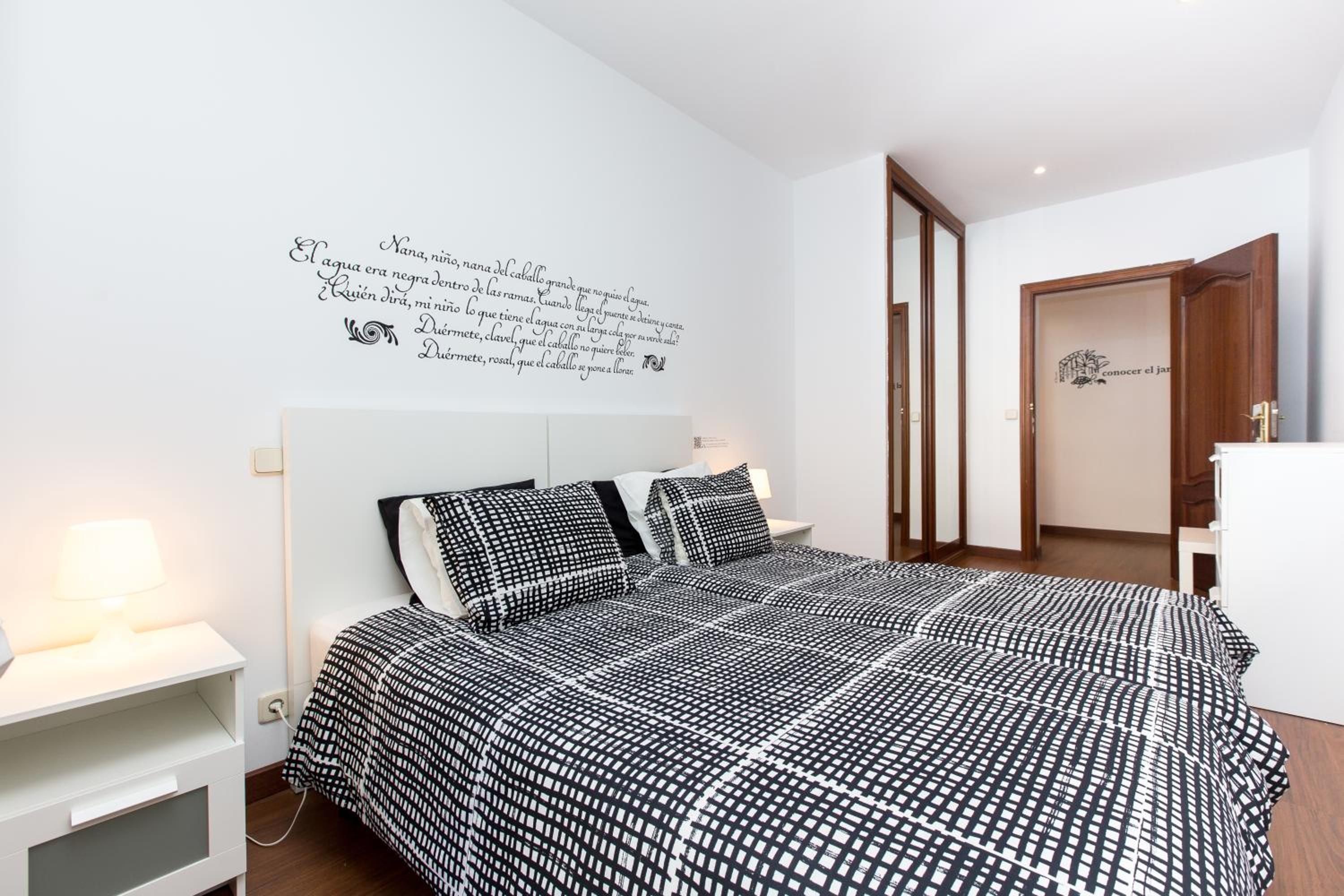 Two-Bedroom Apartment - Photo 17
