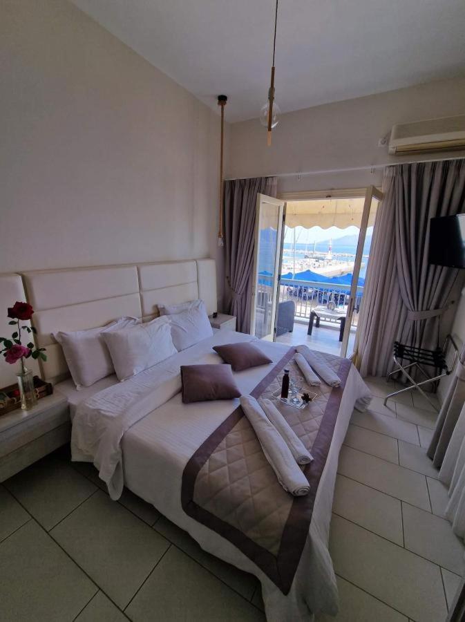 Deluxe Twin Room with Sea View - Photo 1
