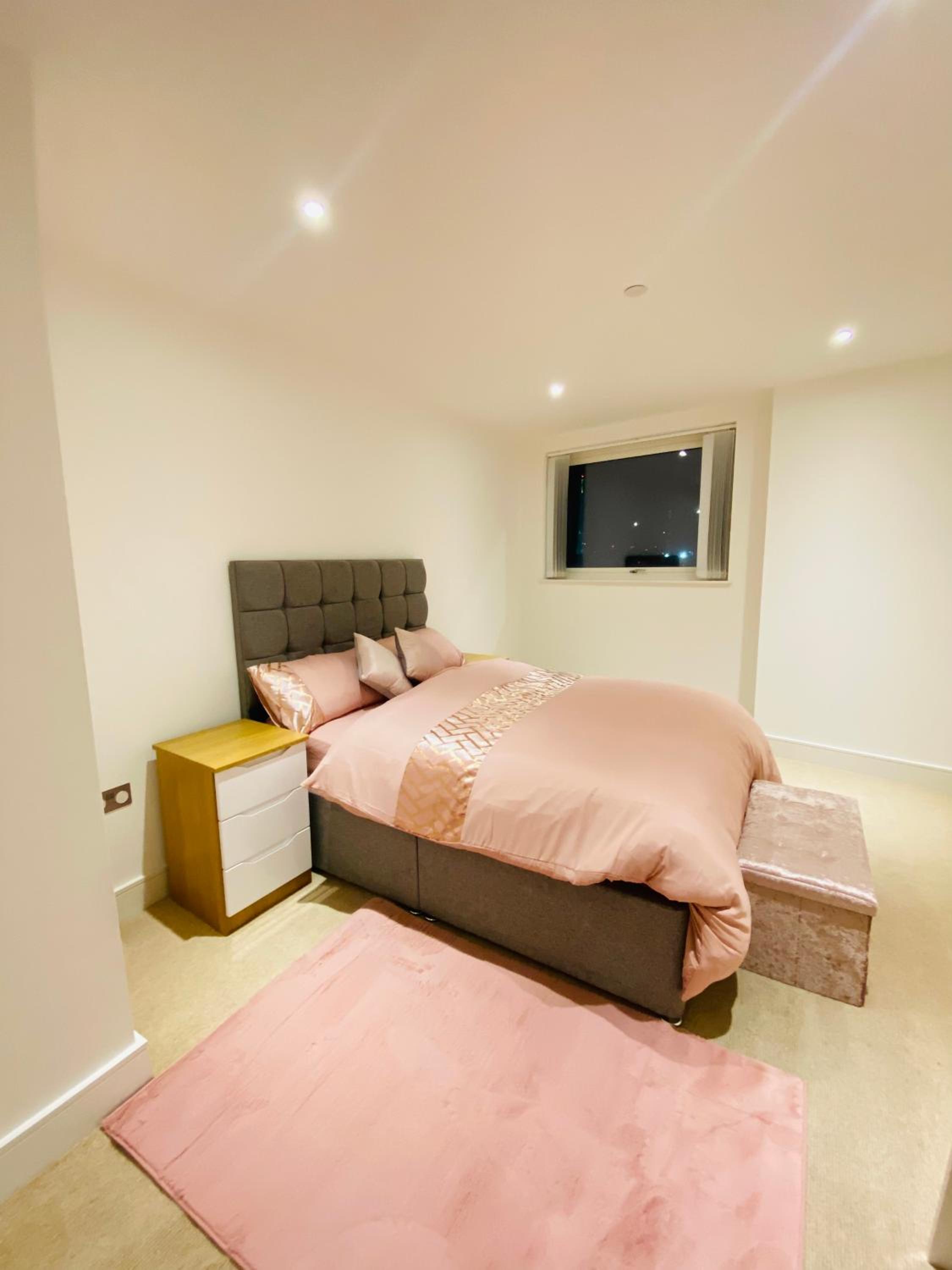 Deluxe Double Room With Shower