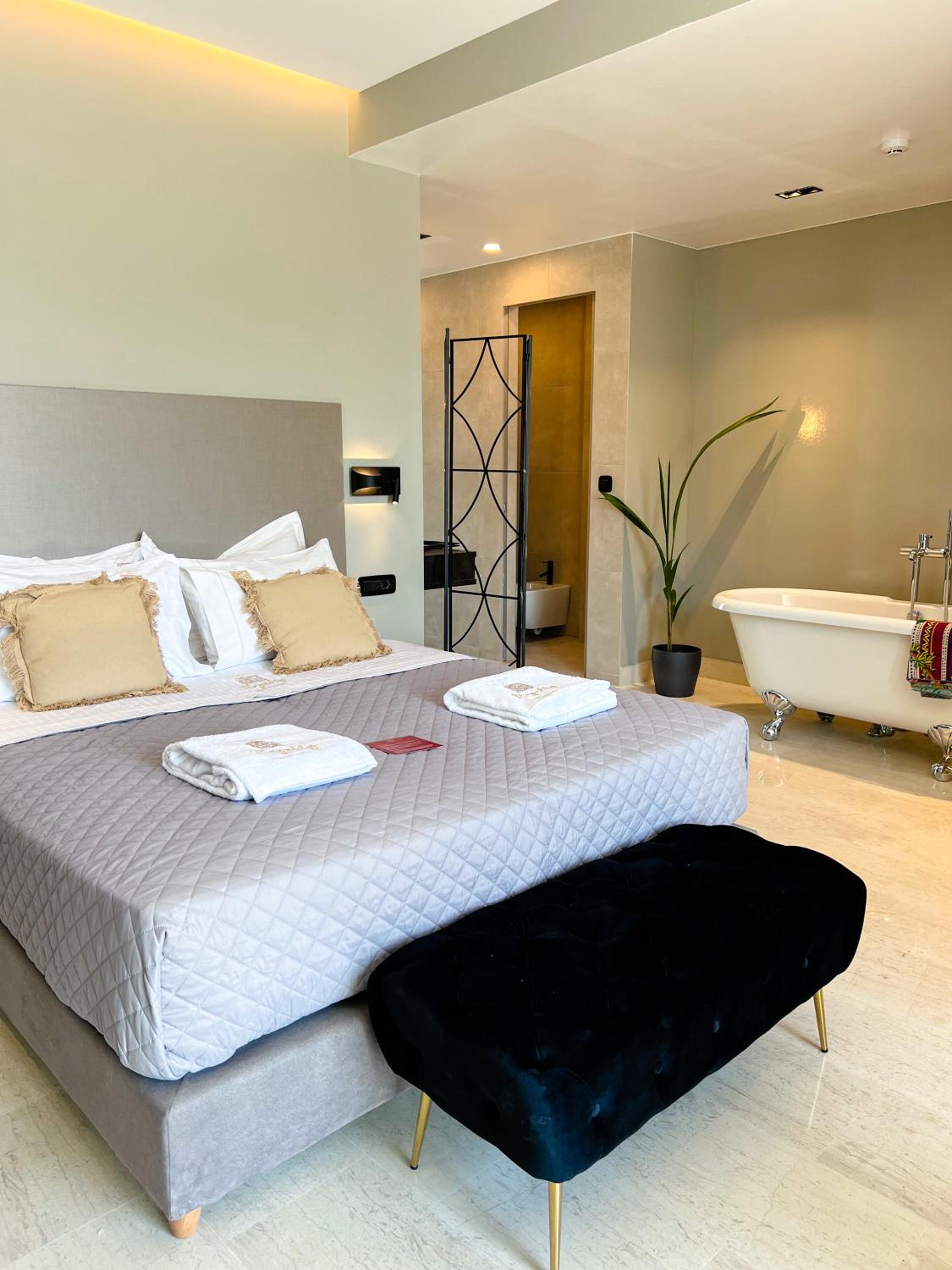 Queen Suite with Acropolis View photo 1