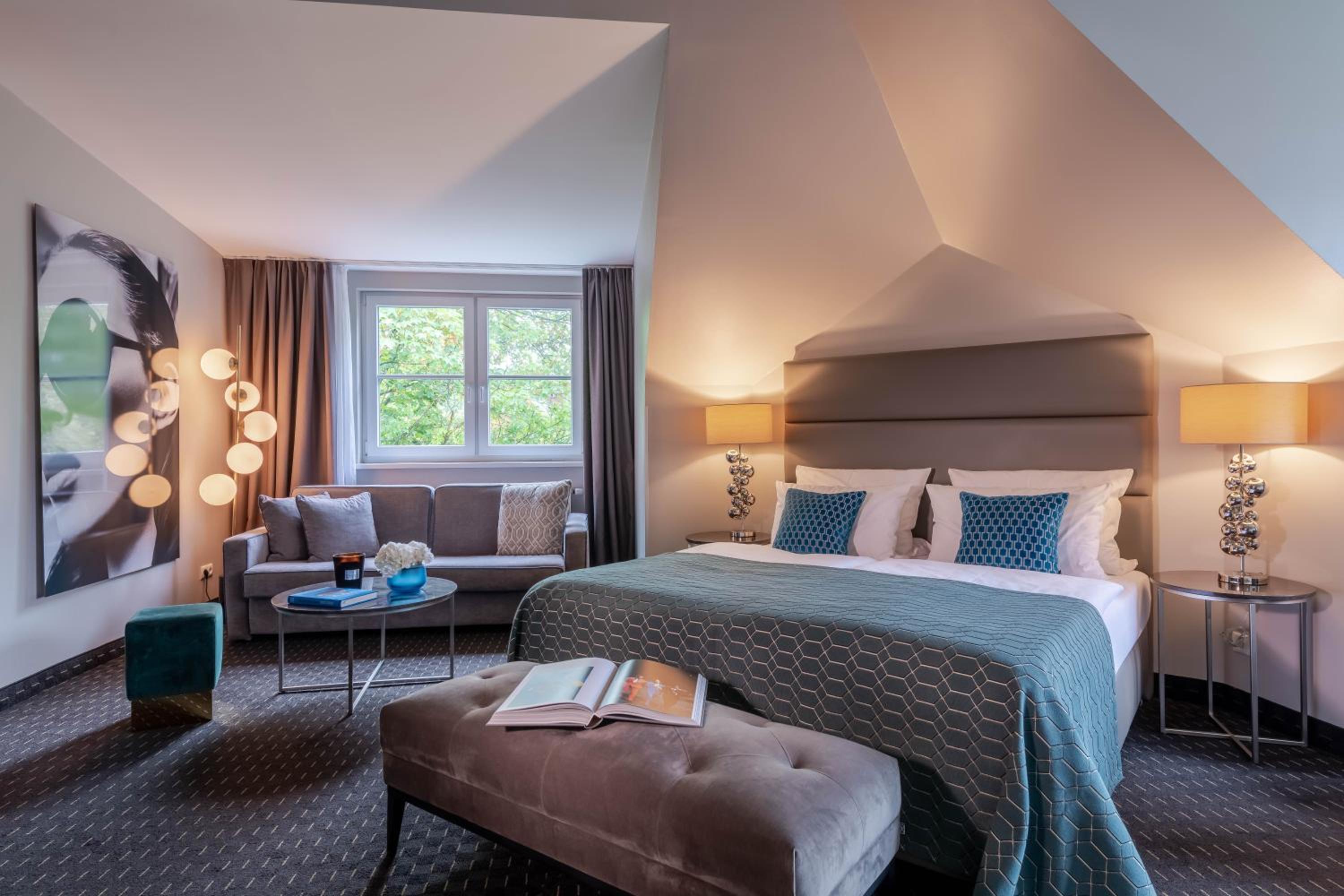 Junior Suite - Photo 13