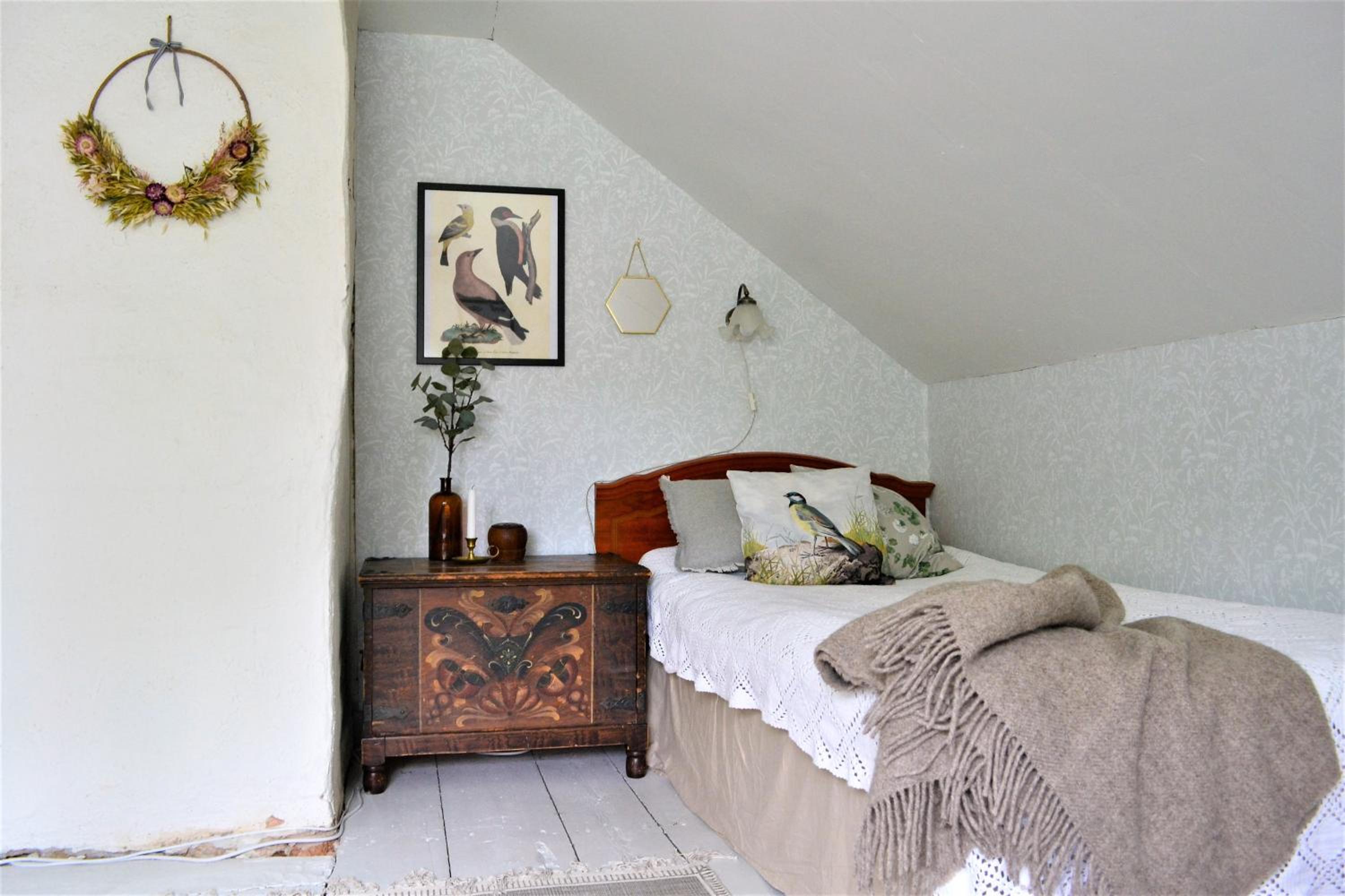 Two-Bedroom House photo 3