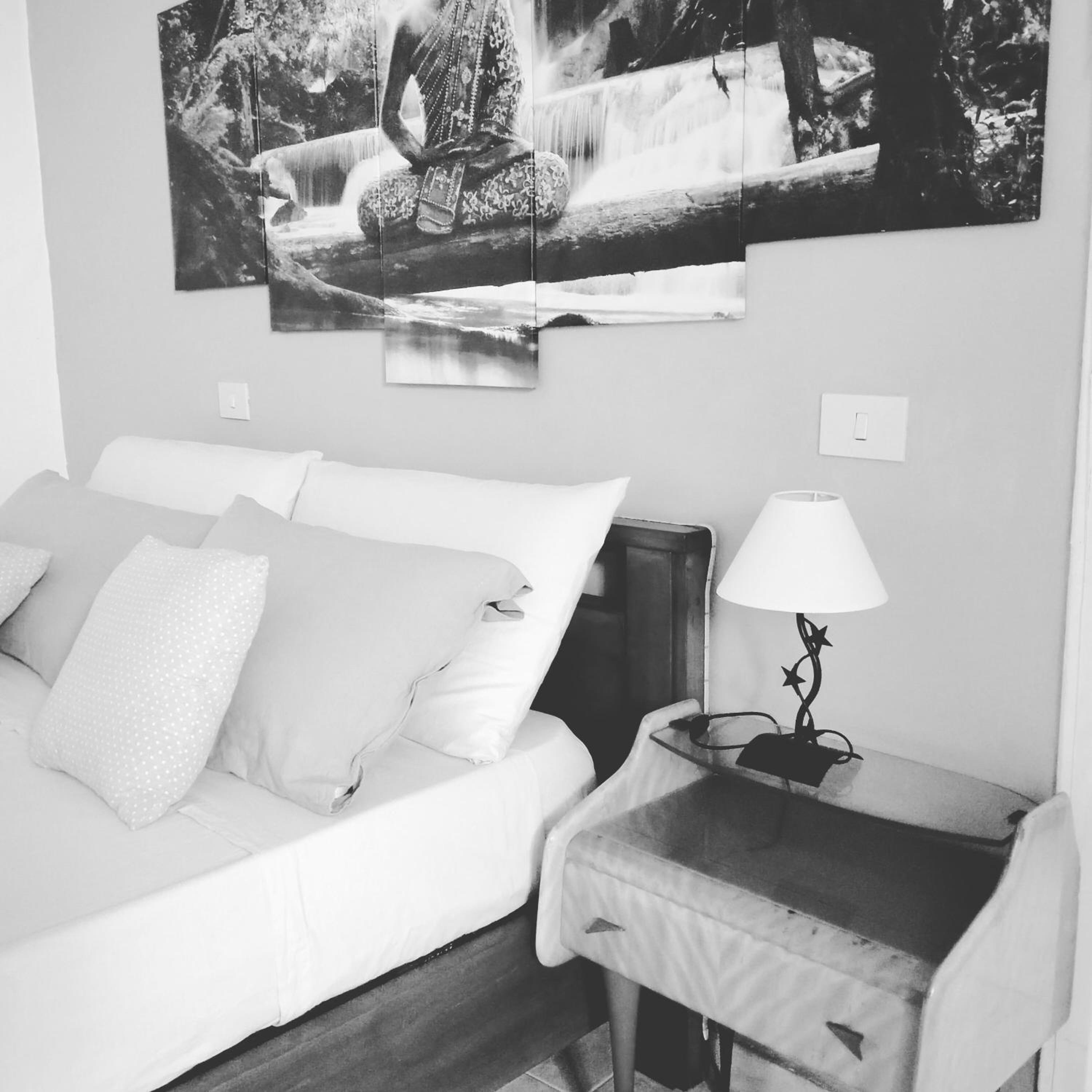 One-Bedroom House photo 1