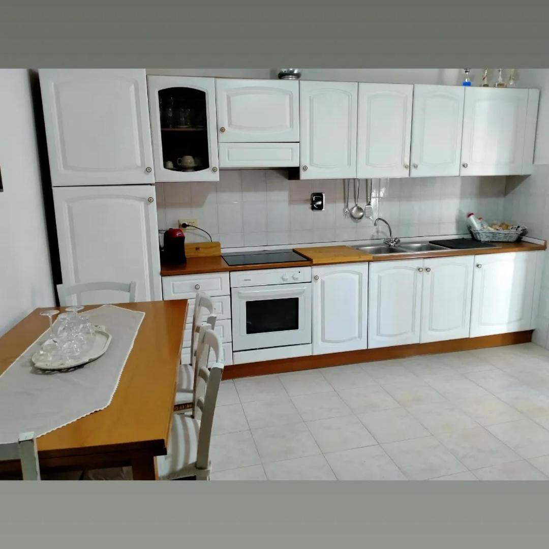 One-Bedroom House photo 2