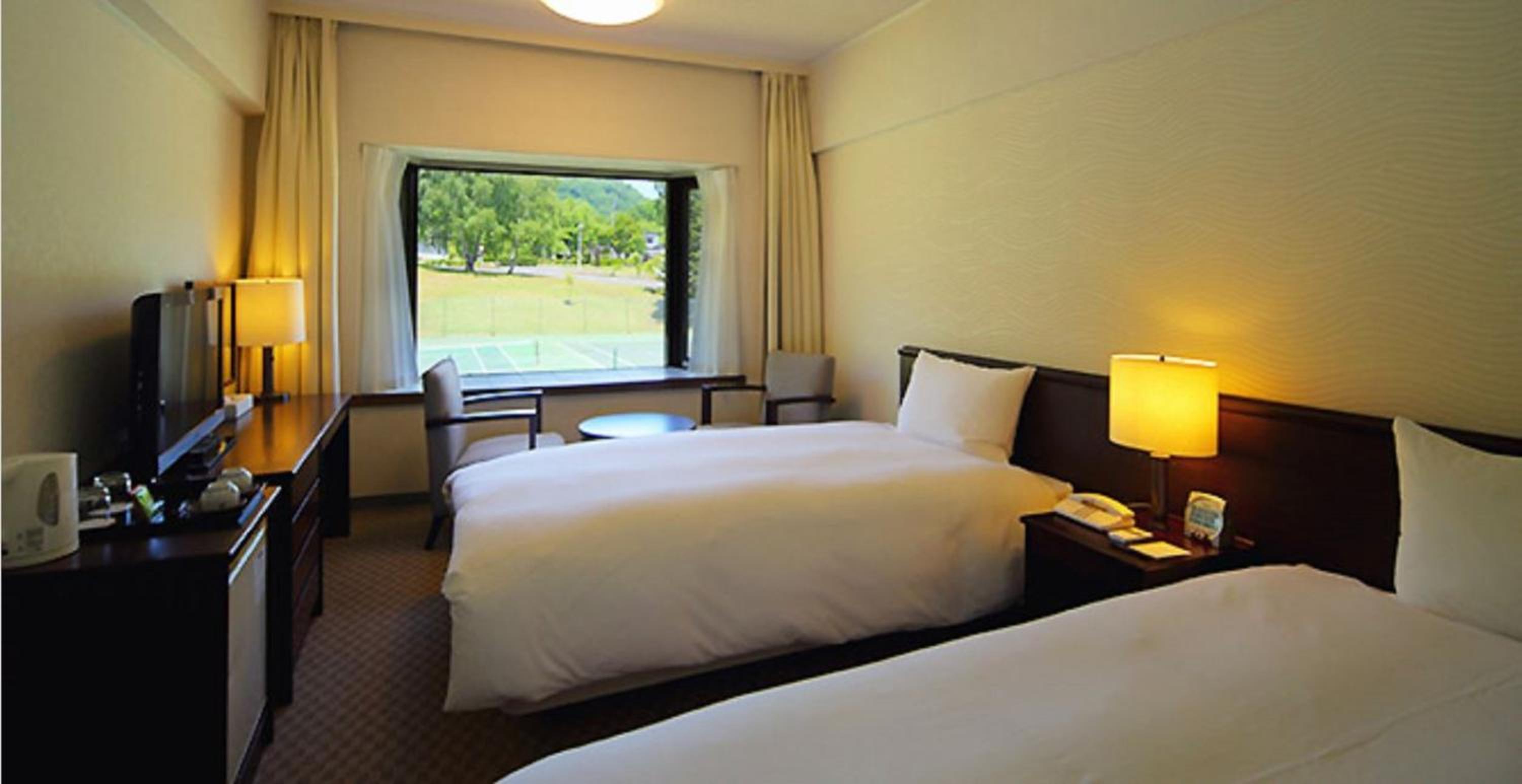 Twin Room with Mountain View - Photo 1
