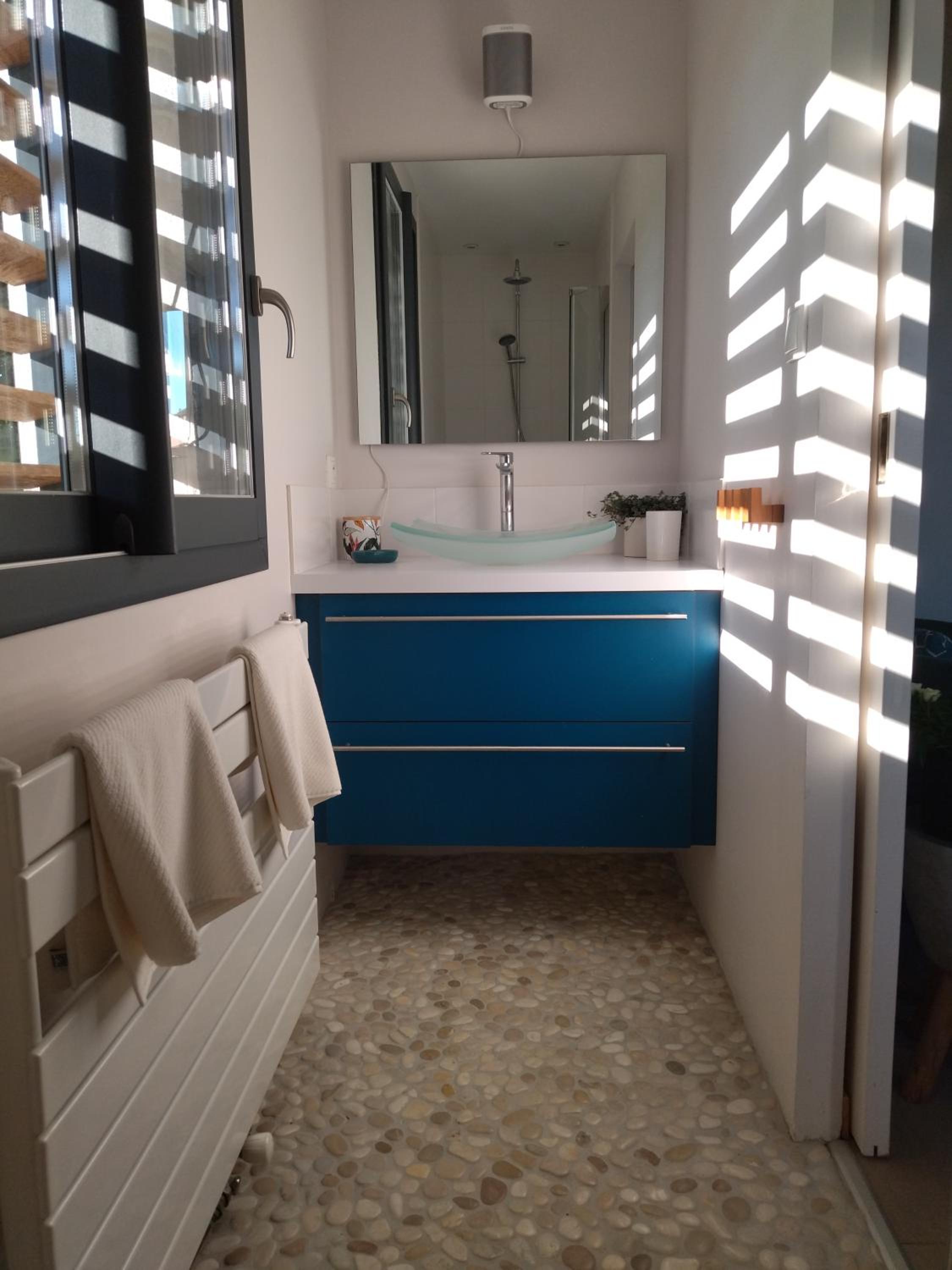 Double Room with Private Bathroom - Photo 6
