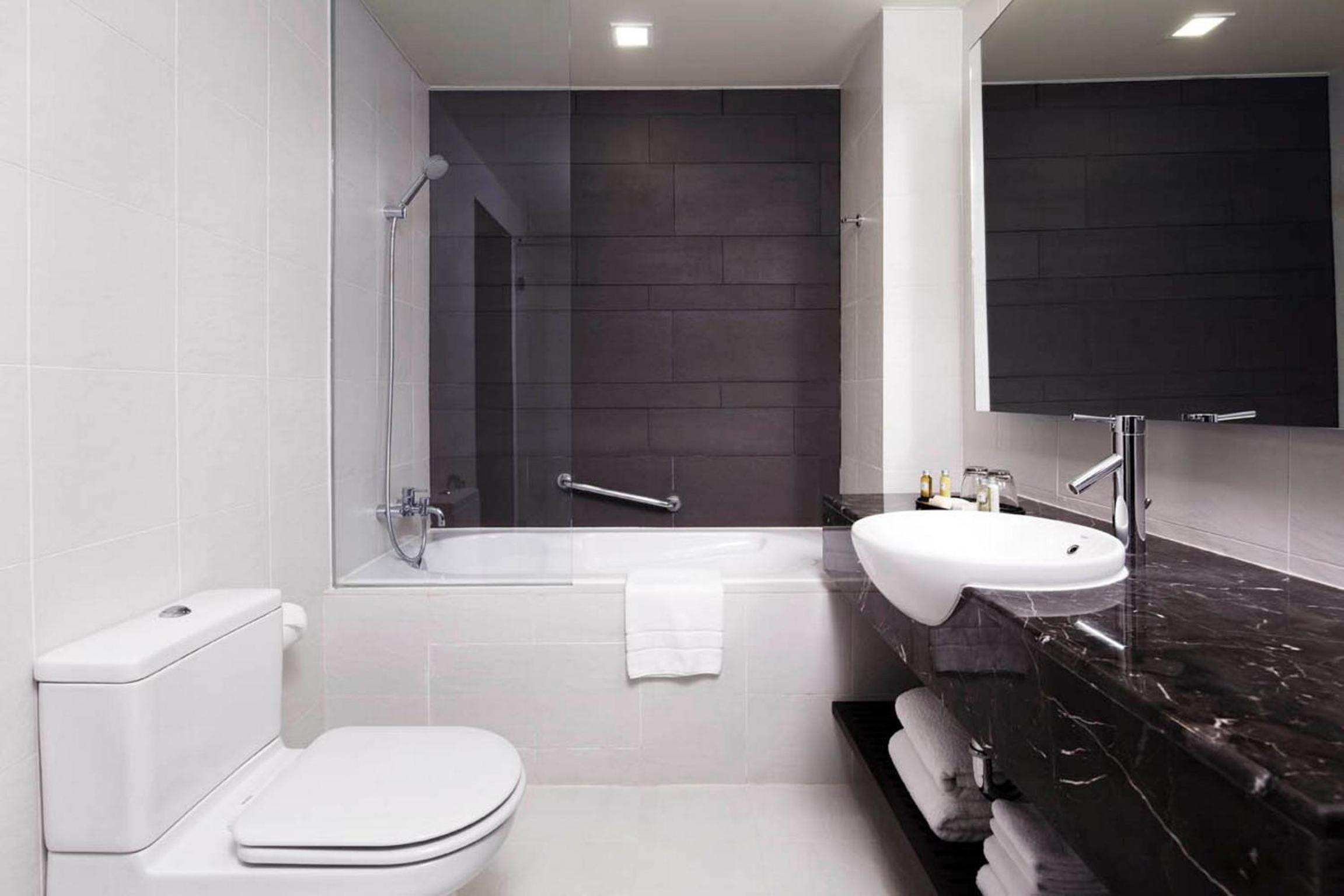 One-Bedroom Premier Suite