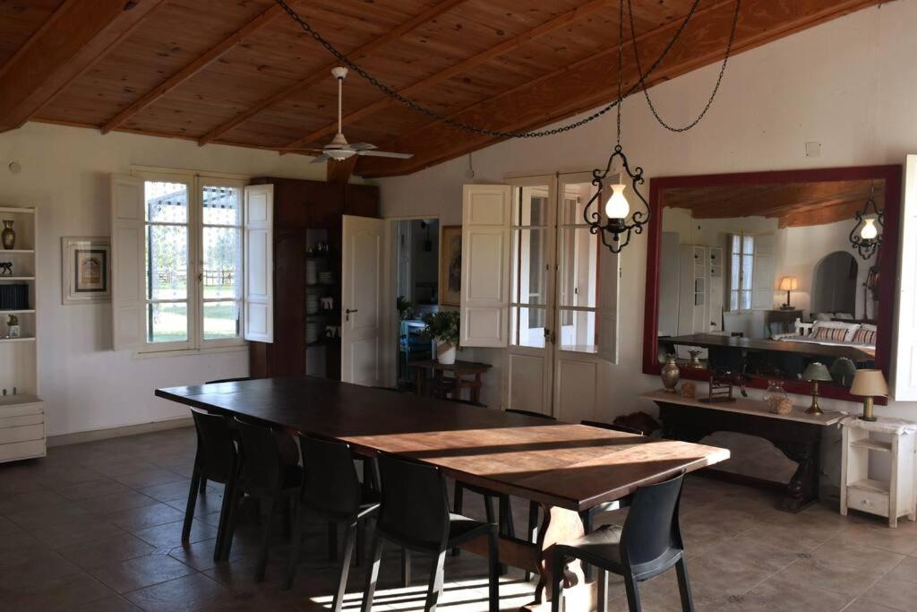 Three-Bedroom House photo 3