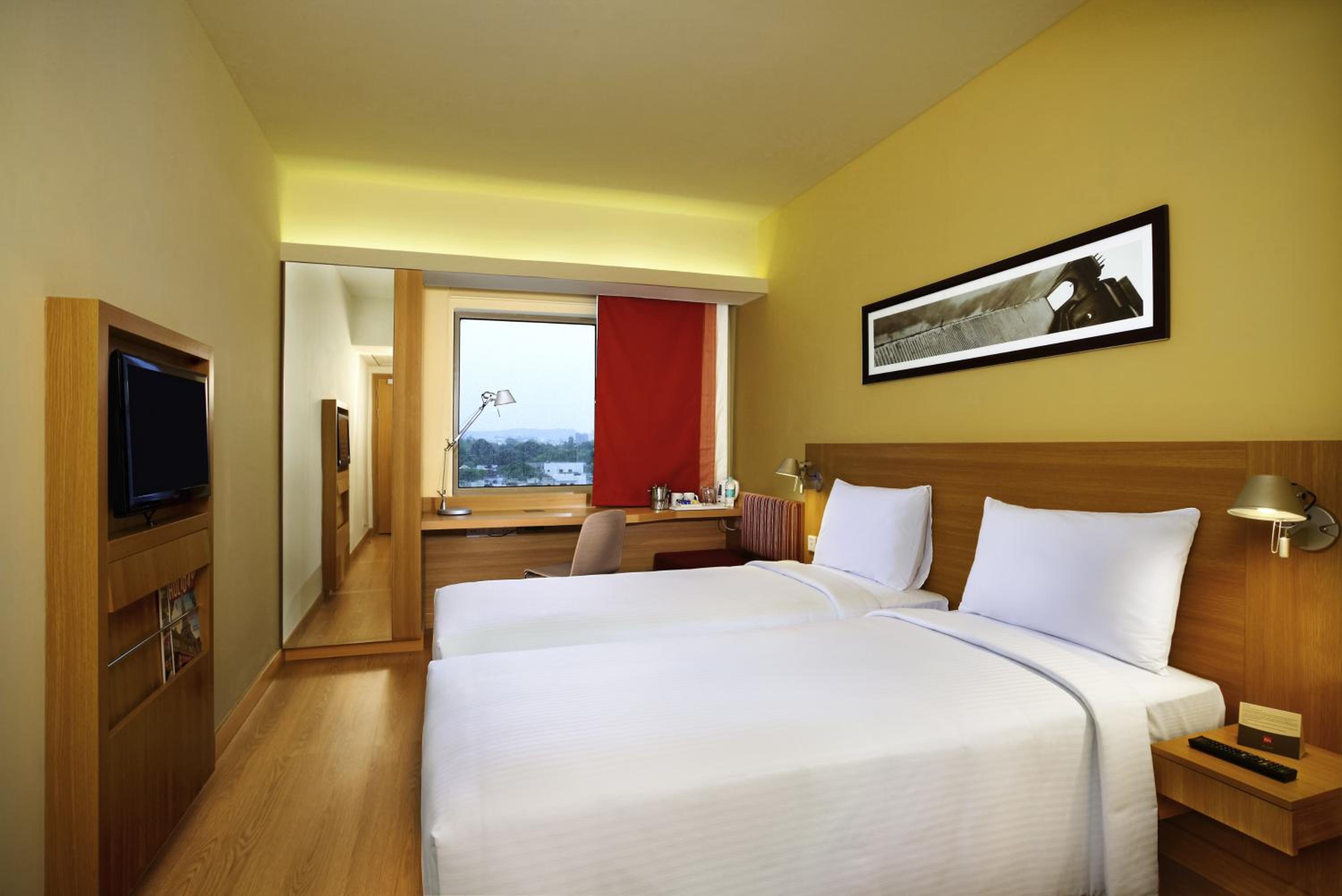 Standard Room Twin Bed - Photo 6