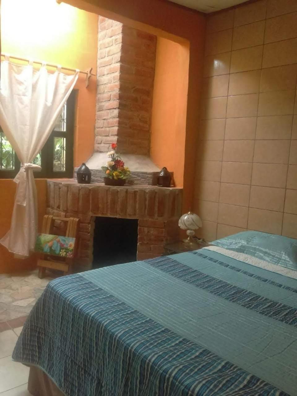 Double or Twin Room with Bathroom photo 3