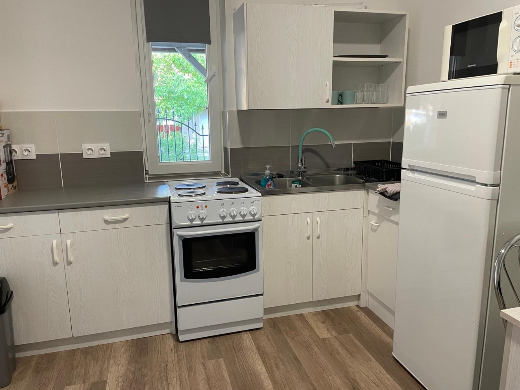 One-Bedroom Apartment - Photo 25