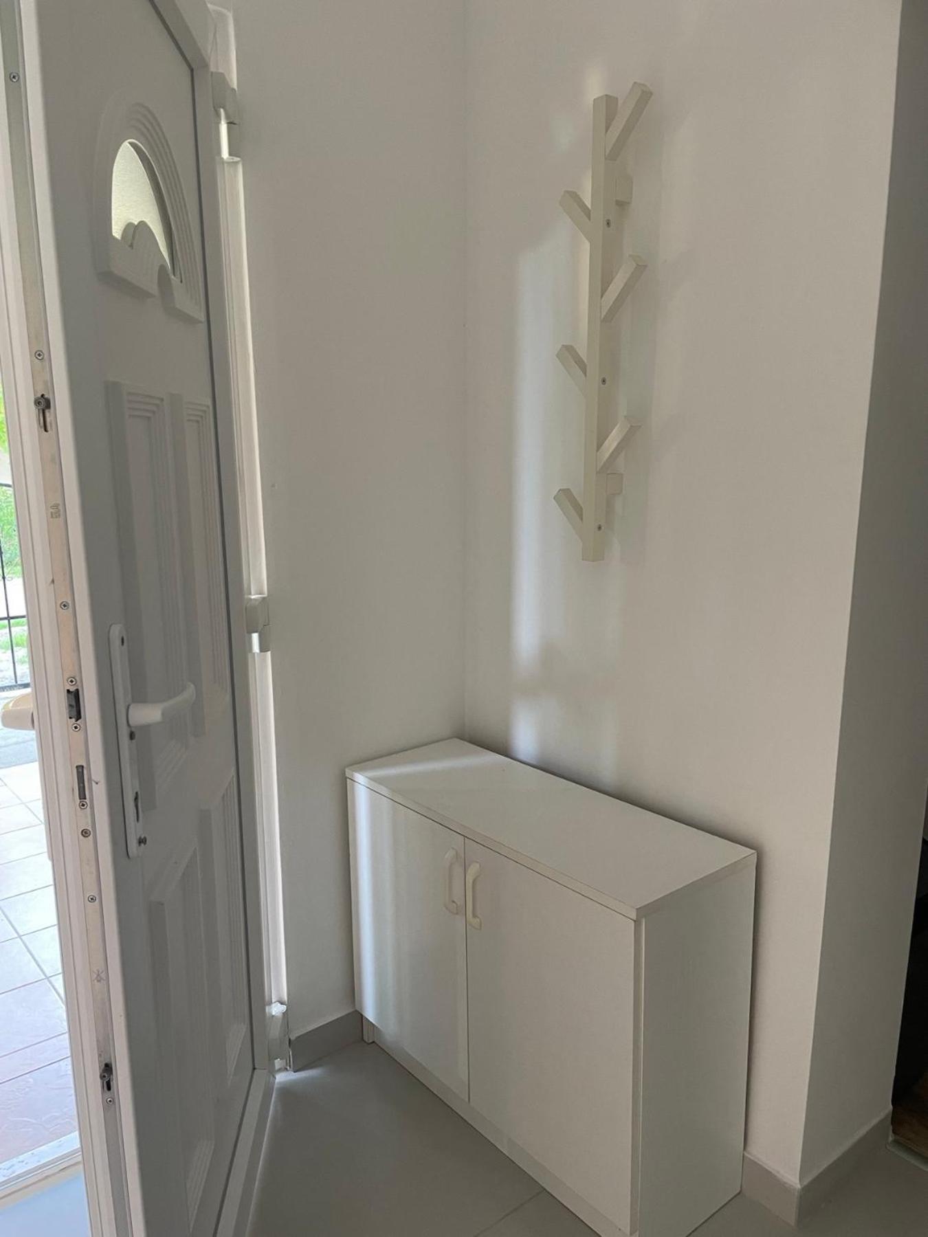One-Bedroom Apartment - Photo 19