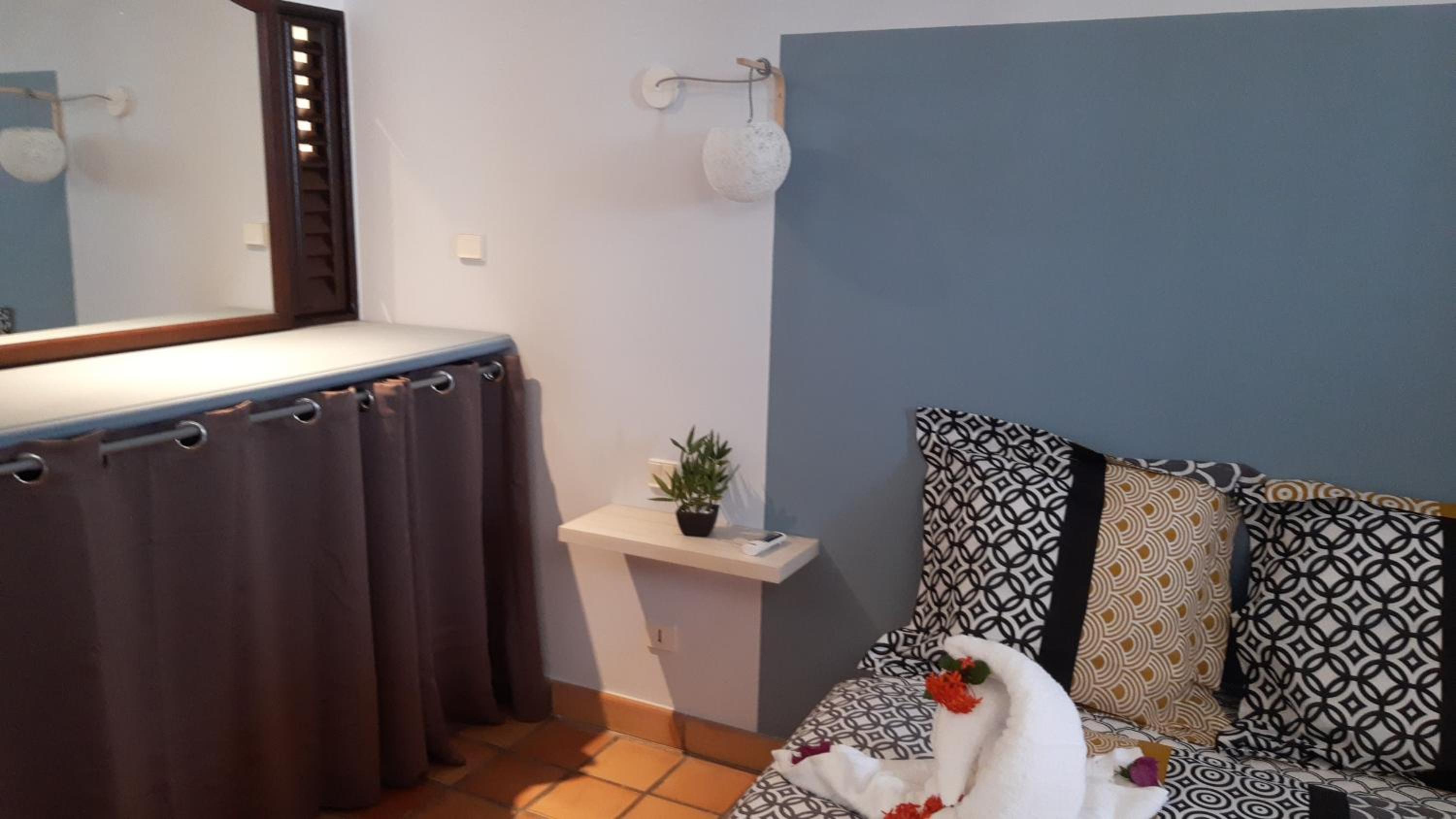 Apartment with Sea View photo 2