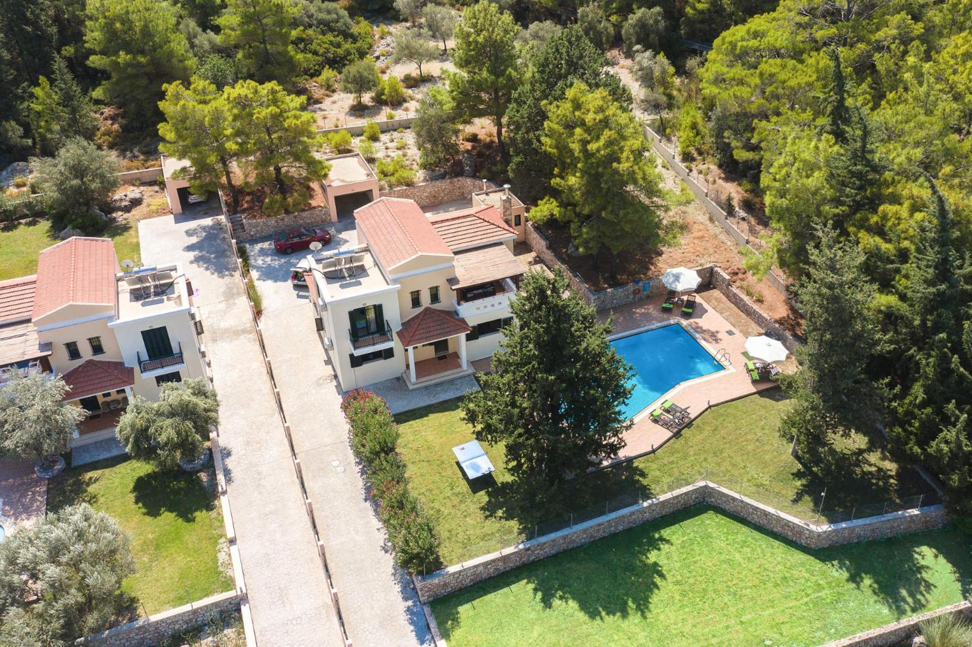 Villa photo 3