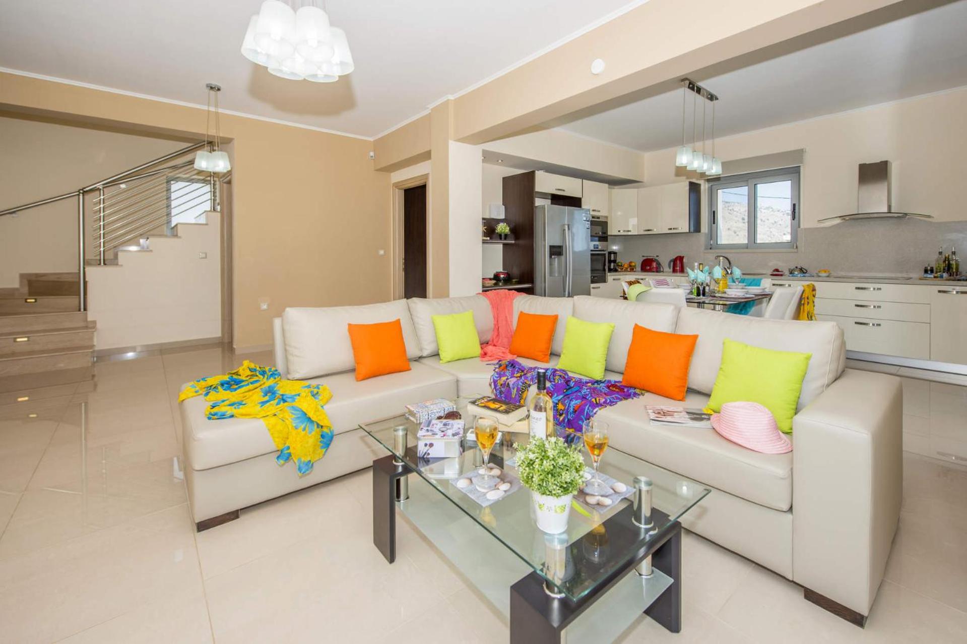 Three-Bedroom Villa photo 1
