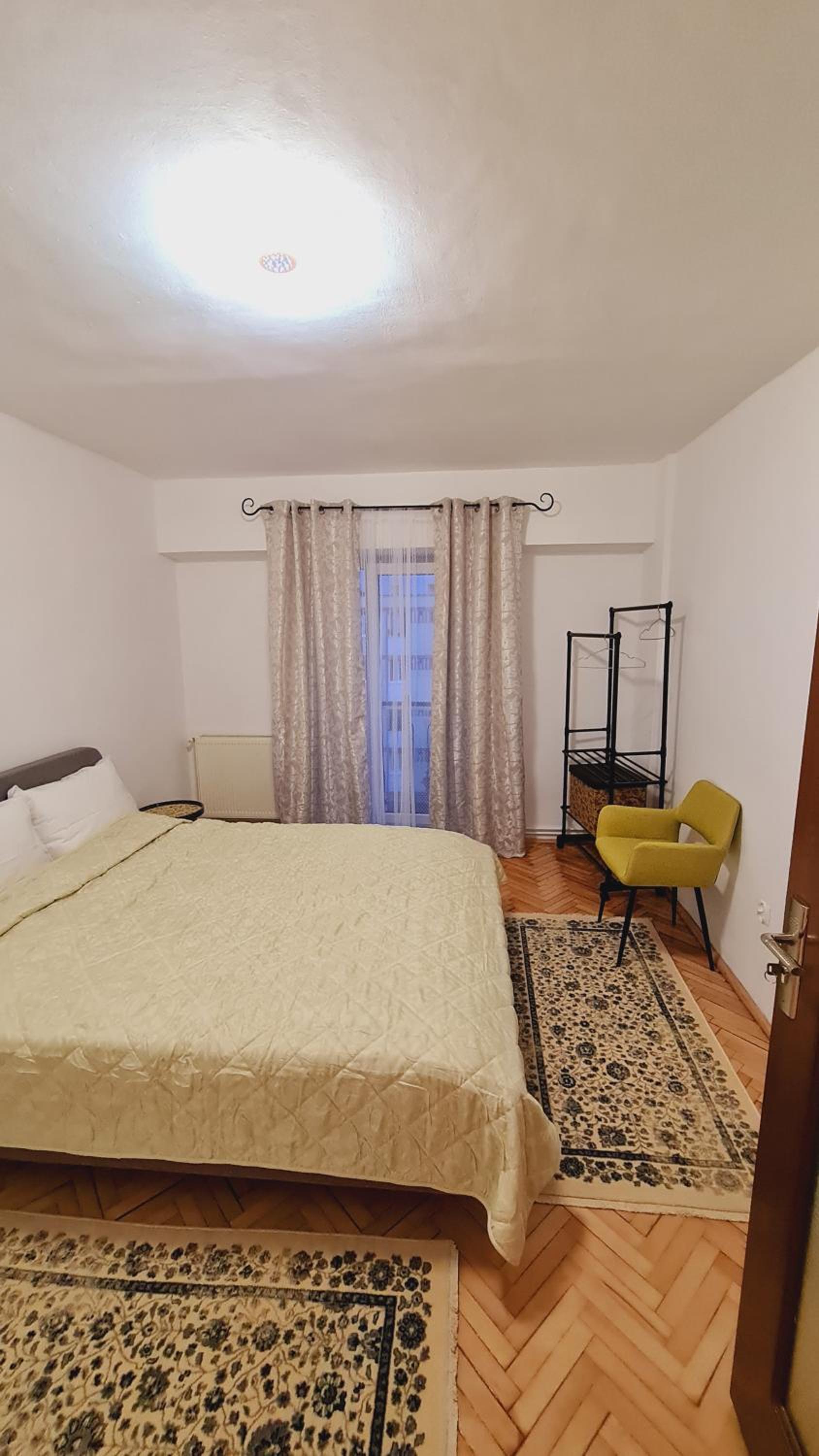 Apartment - Photo 9