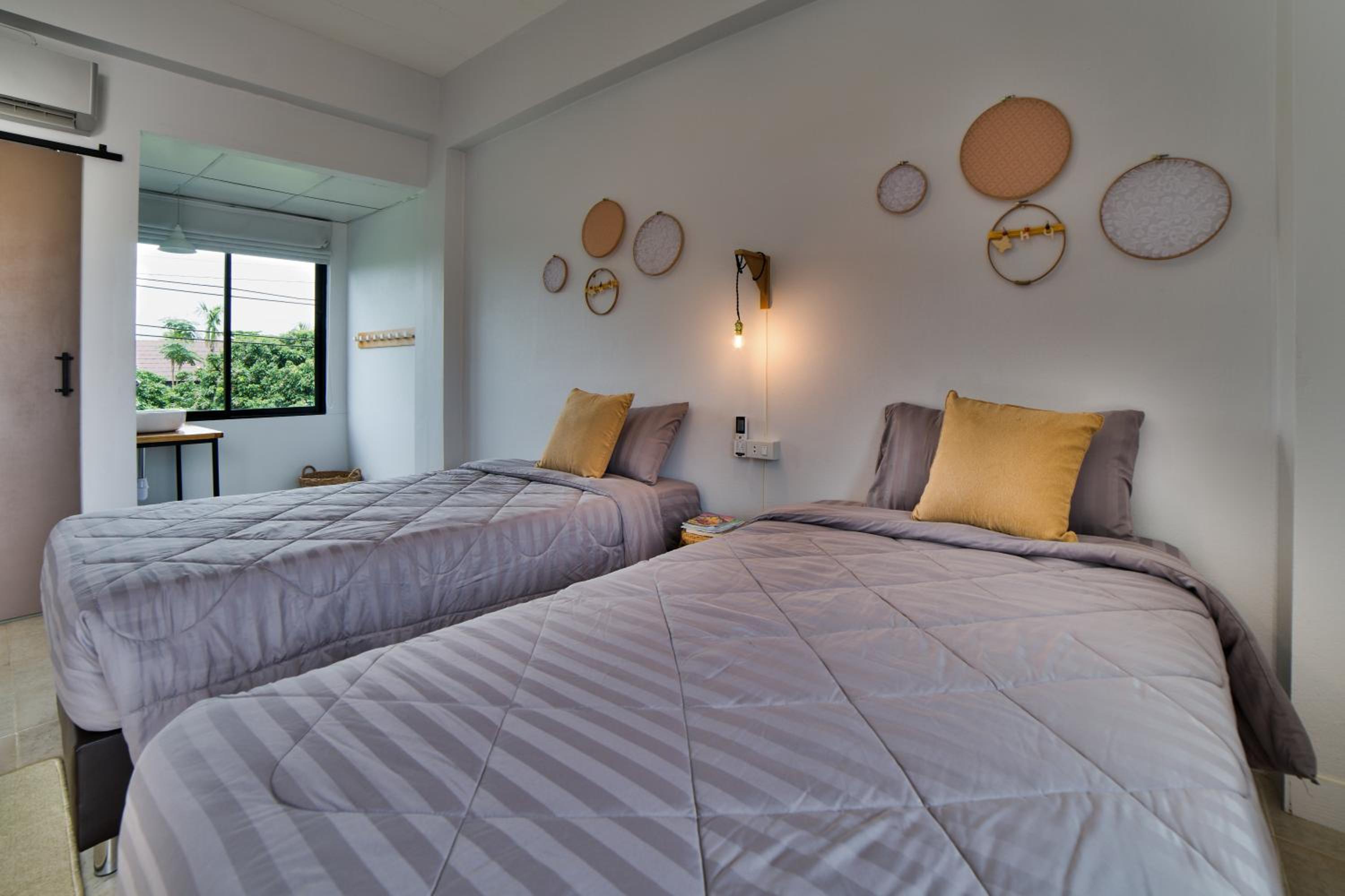 Triple Room with View - Photo 1