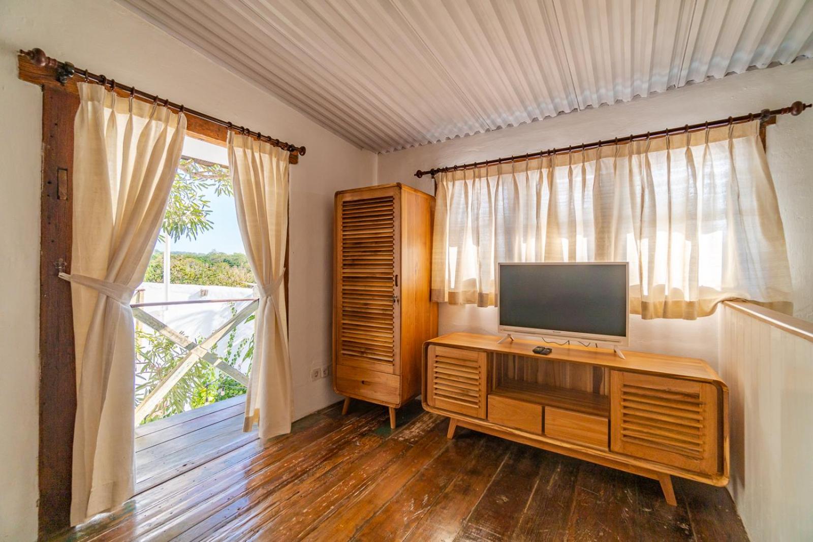 Double Room with Garden View - Photo 19