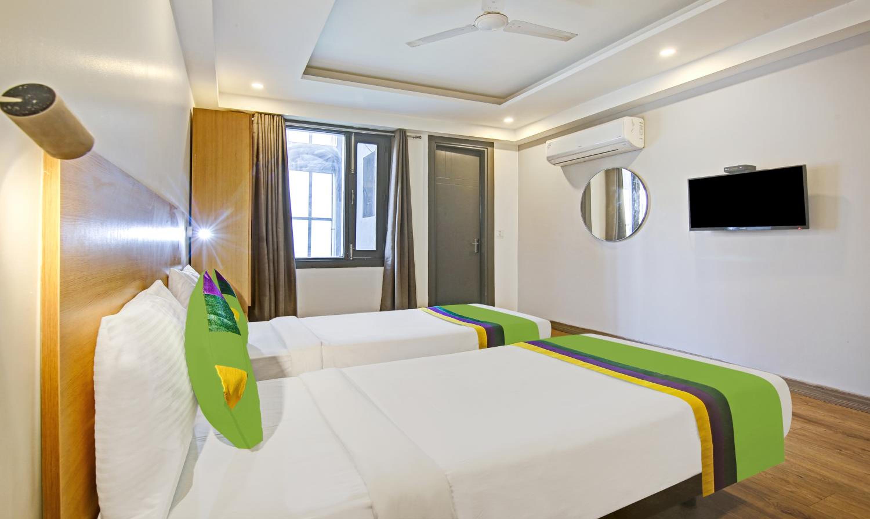 Deluxe Double Room - Photo 7