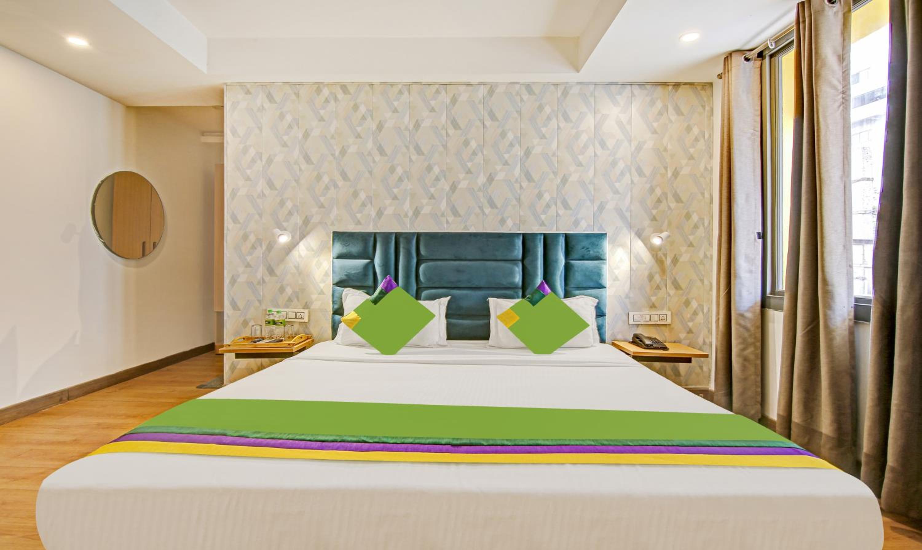 Deluxe Double Room - Photo 14
