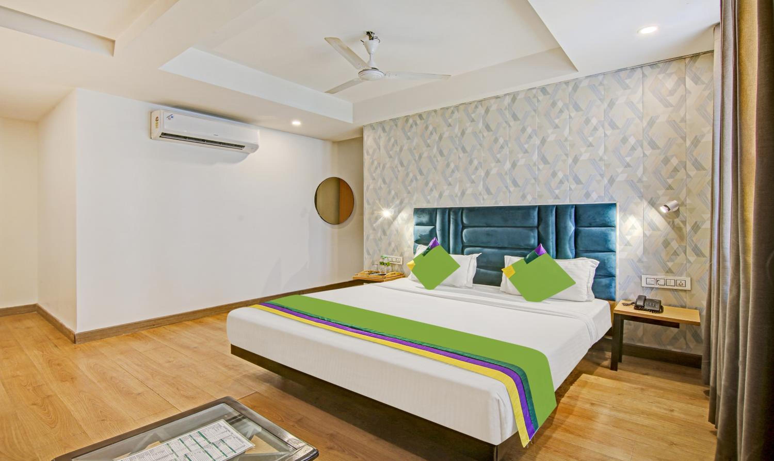 Deluxe Double Room - Photo 15