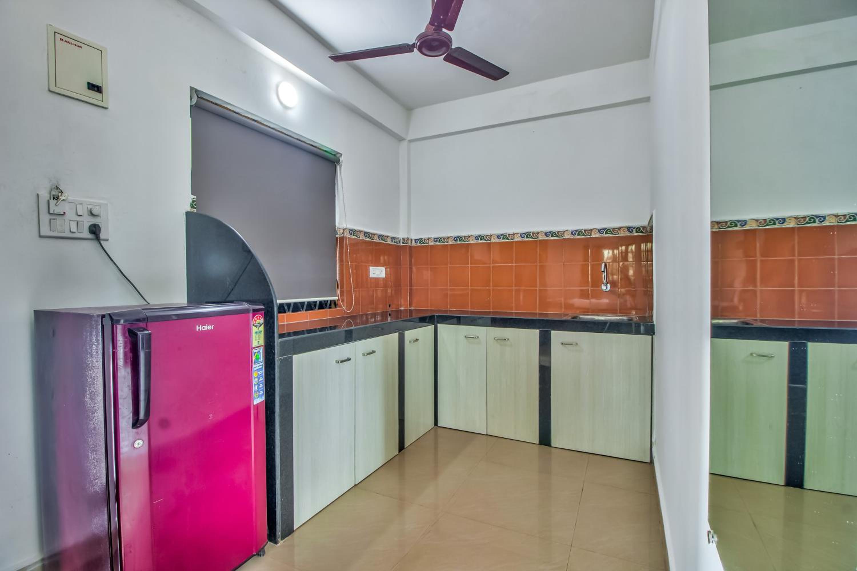 Studio with Terrace - Photo 11