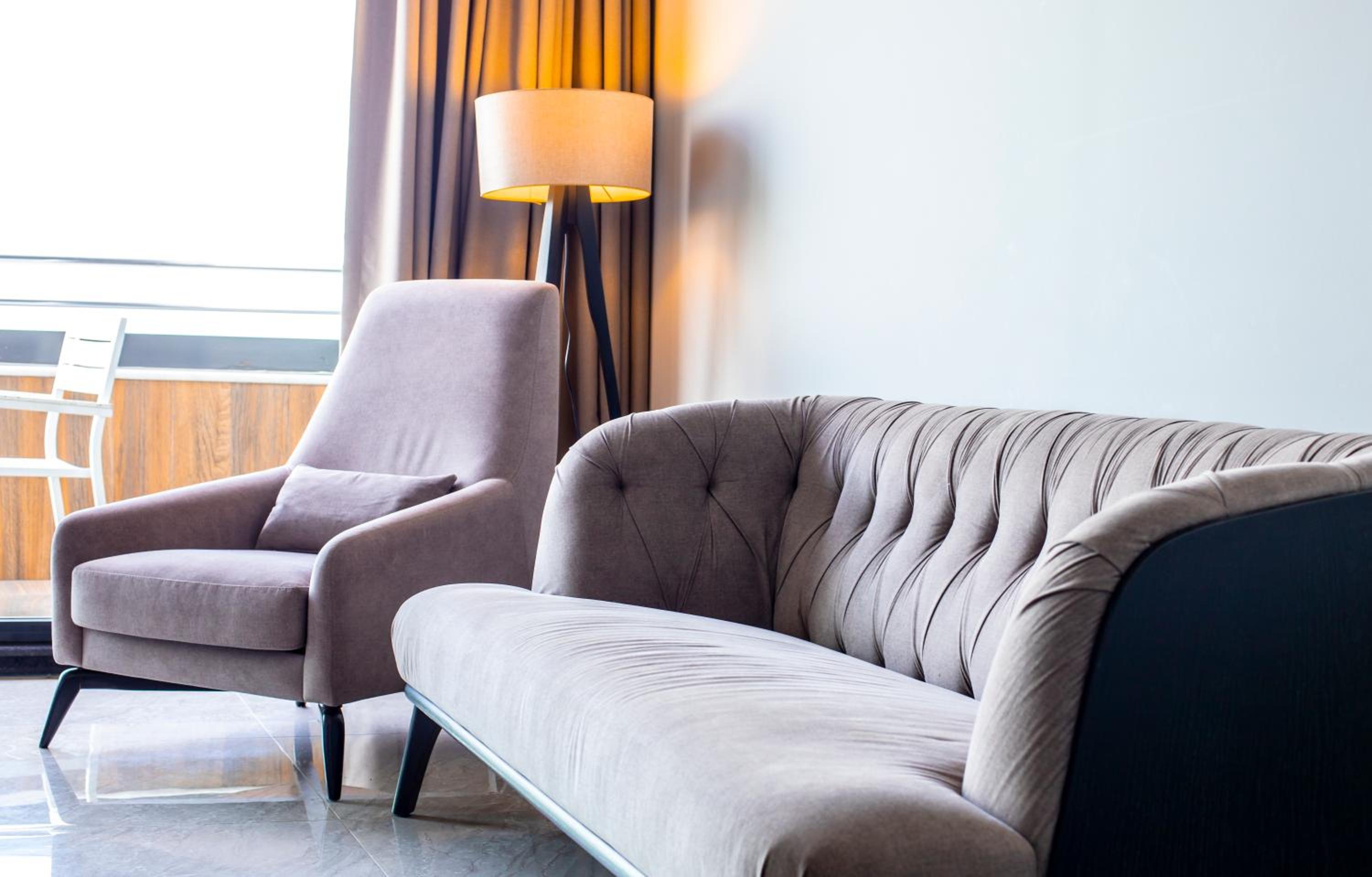 Deluxe King Room - Photo 3