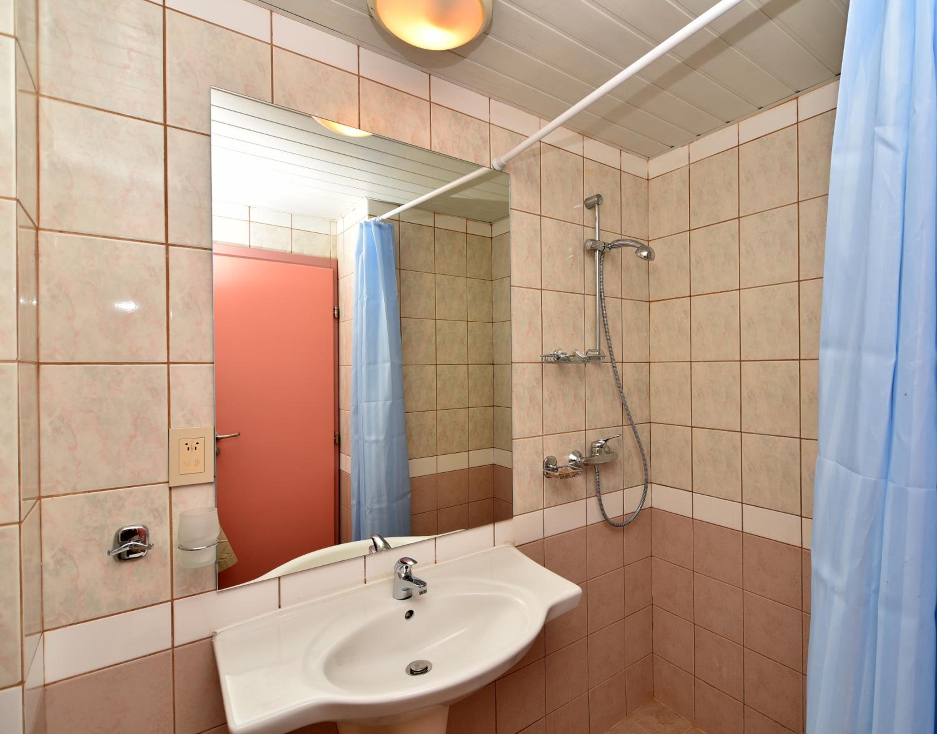 Double or Twin Room photo 2