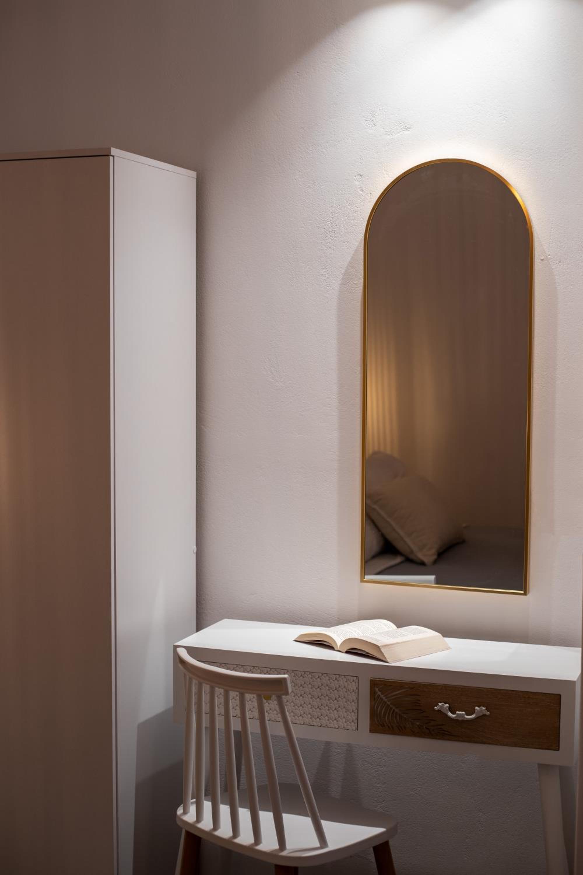 Sea View Suite with Private Hot tub - Photo 19
