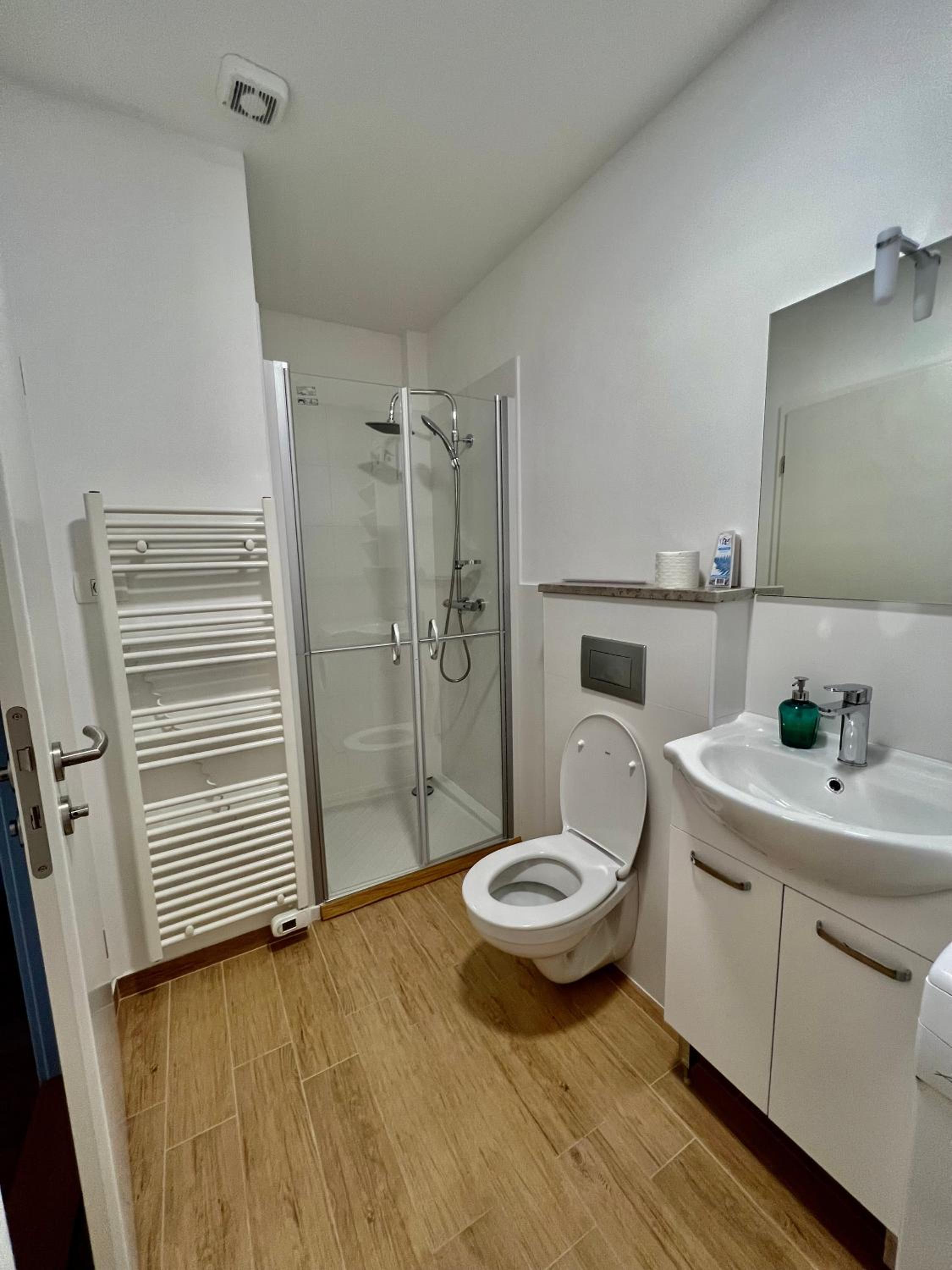 1-Bedroom Apartment photo 2