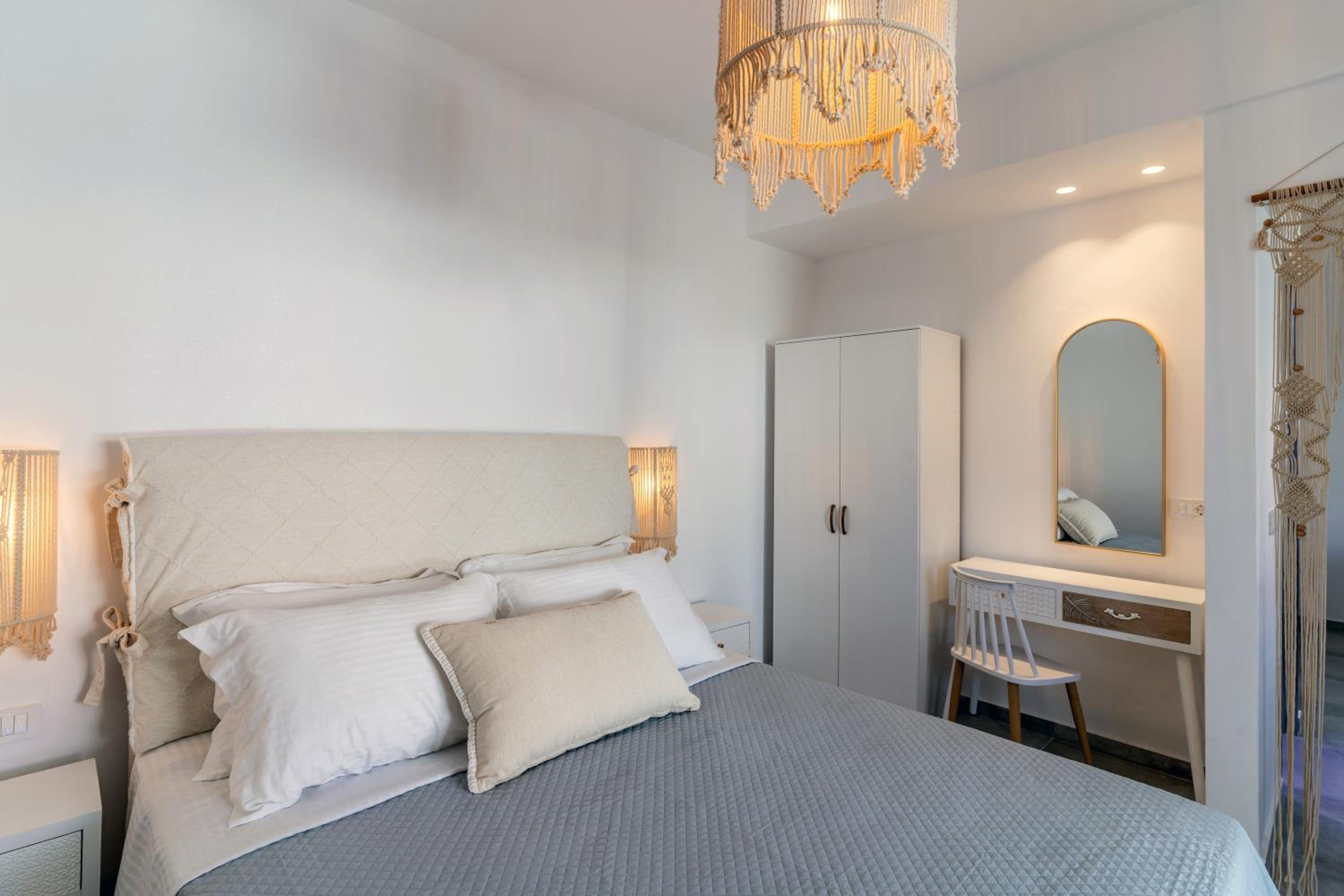 Suite with Private Heated Pool - Photo 44