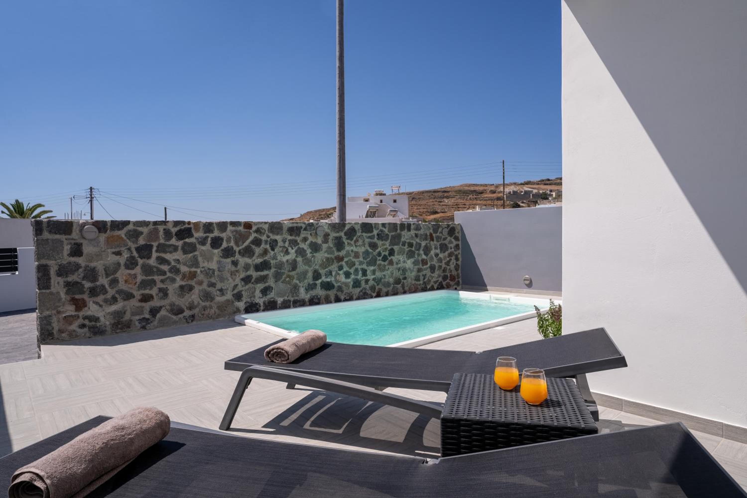 Suite with Private Heated Pool - Photo 15