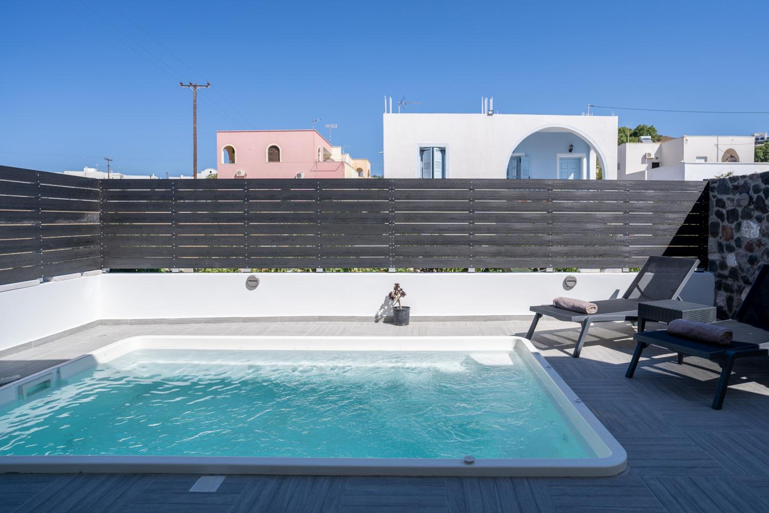 Suite with Private Heated Pool - Photo 2