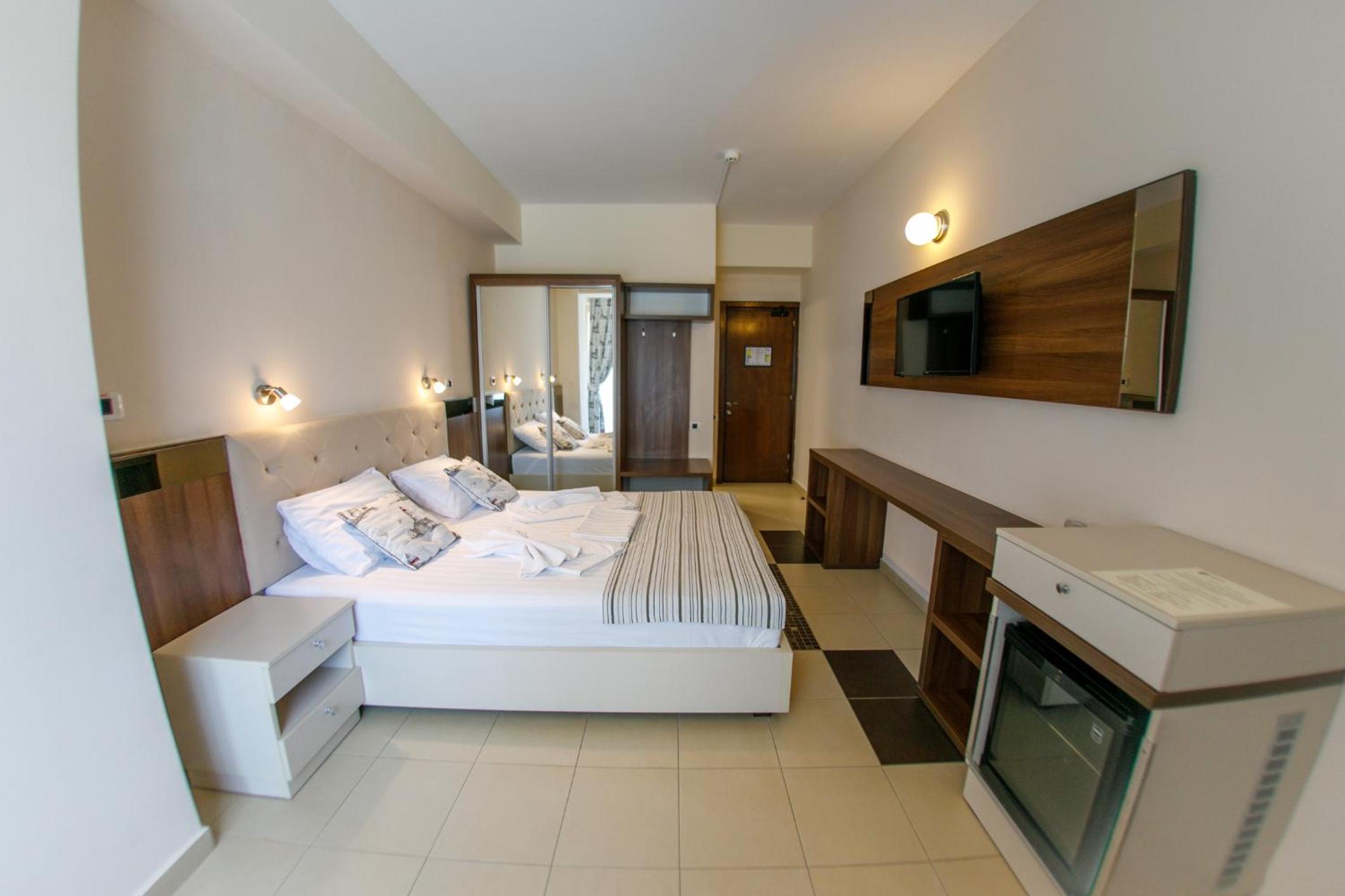 Superior Double Room with Garden View photo 2