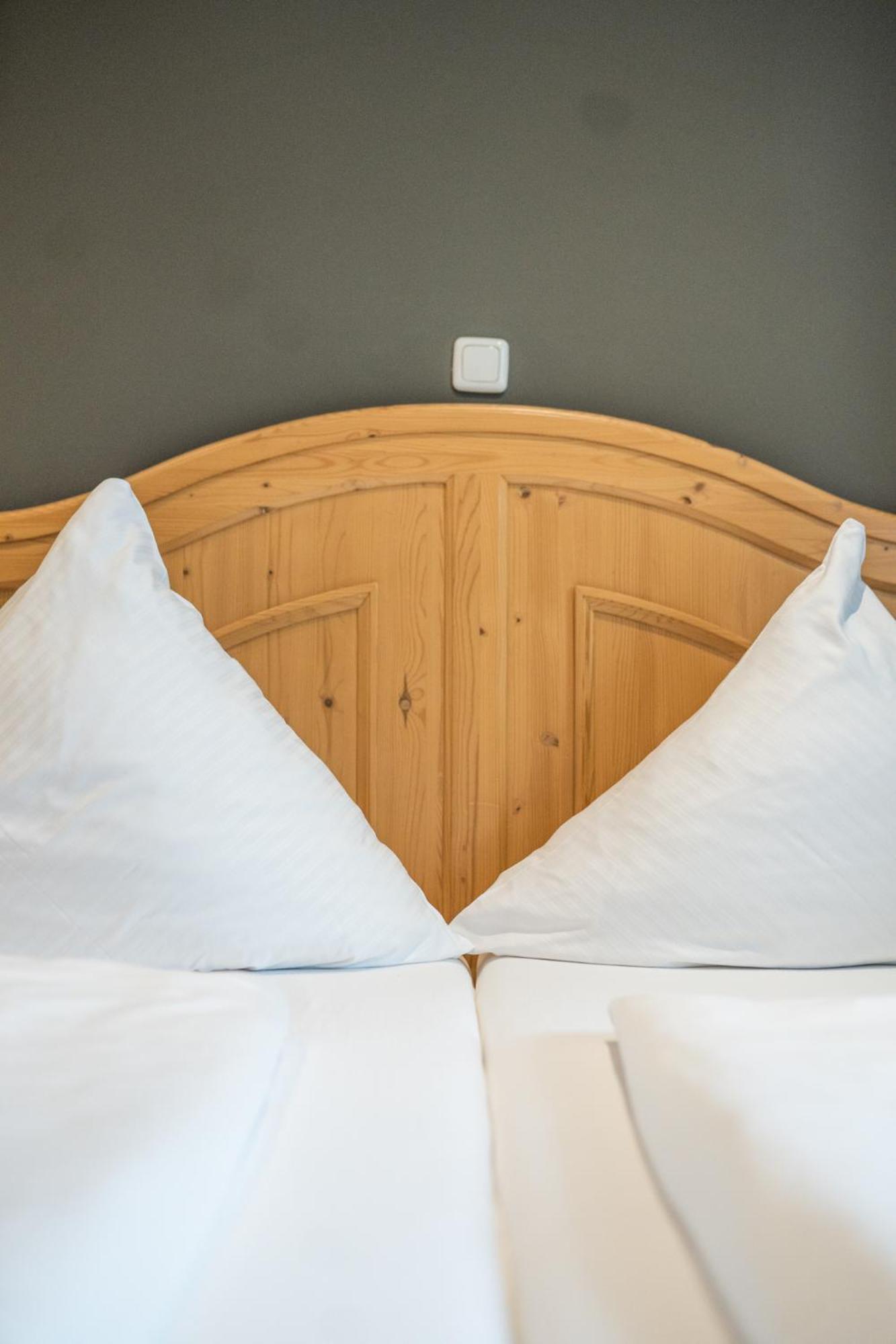 Double Room - Photo 11