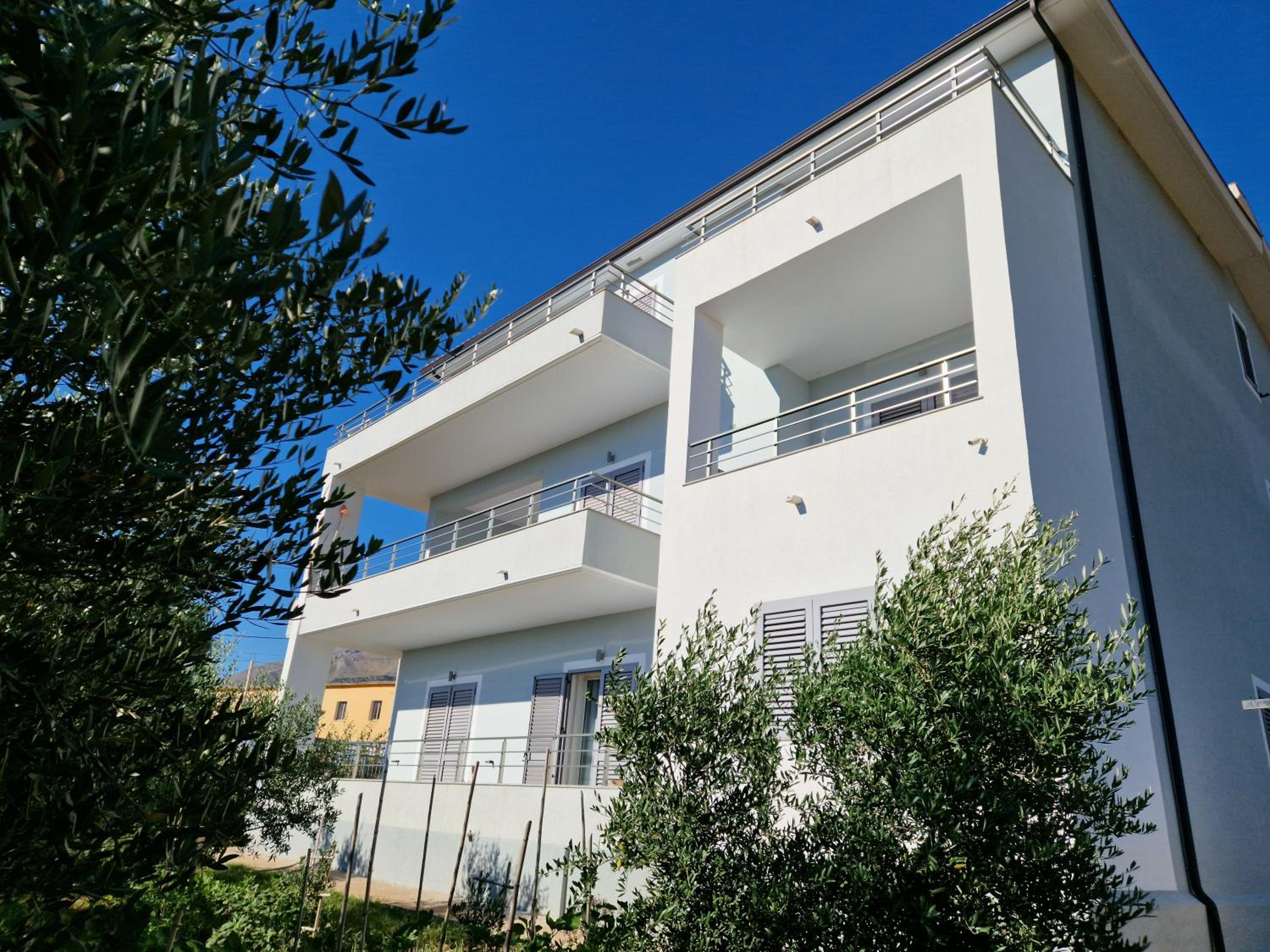 Villa with Sea View photo 2