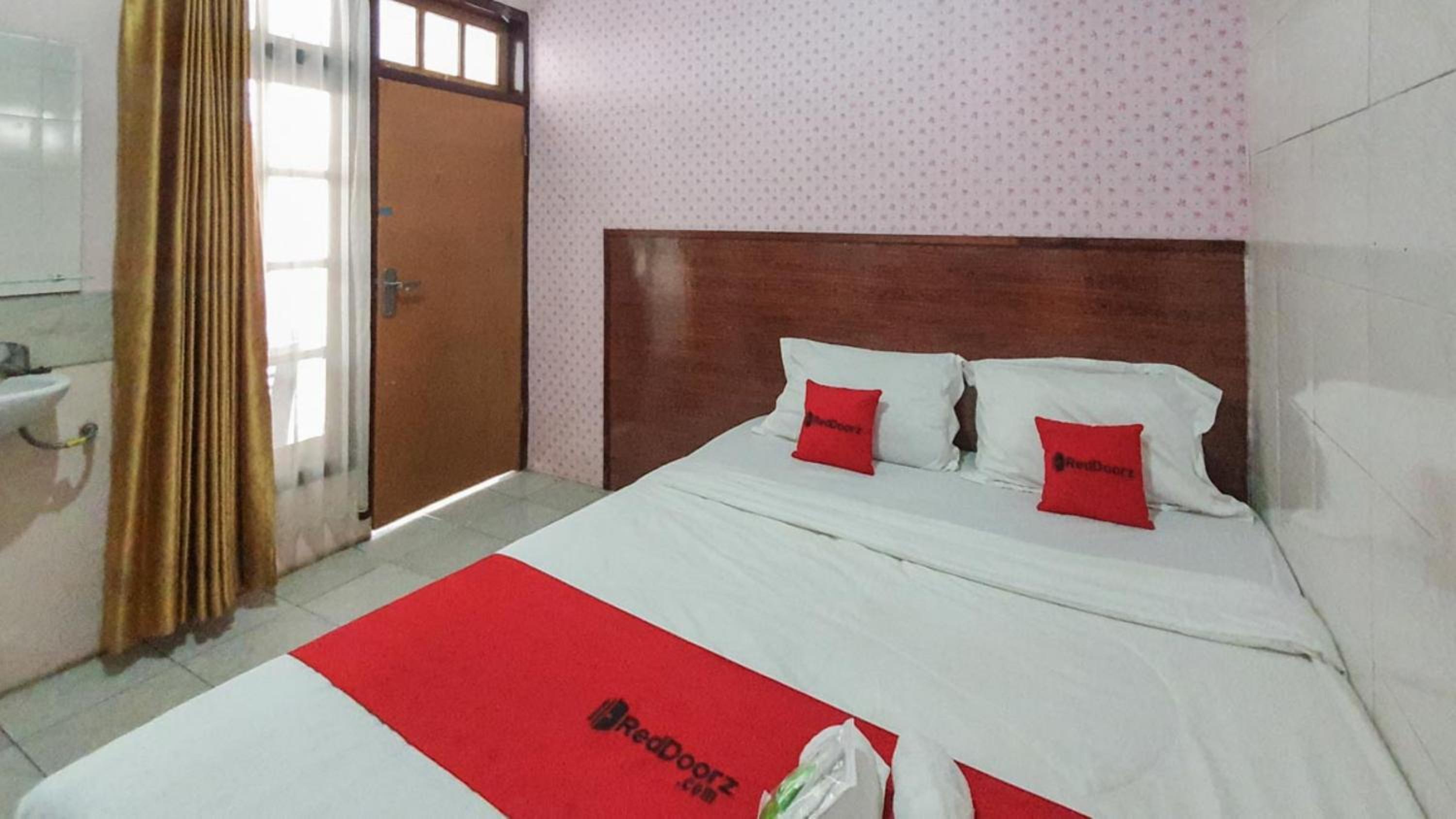 Standard Double Room - Photo 1