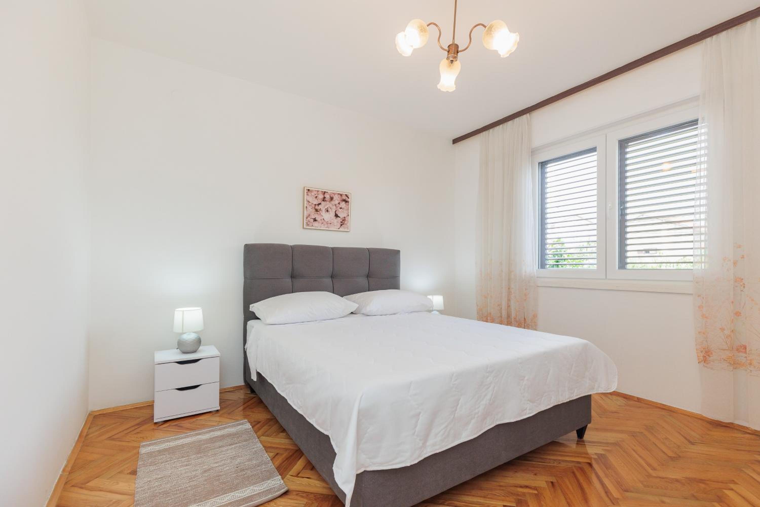 Three-Bedroom Apartment - Photo 36