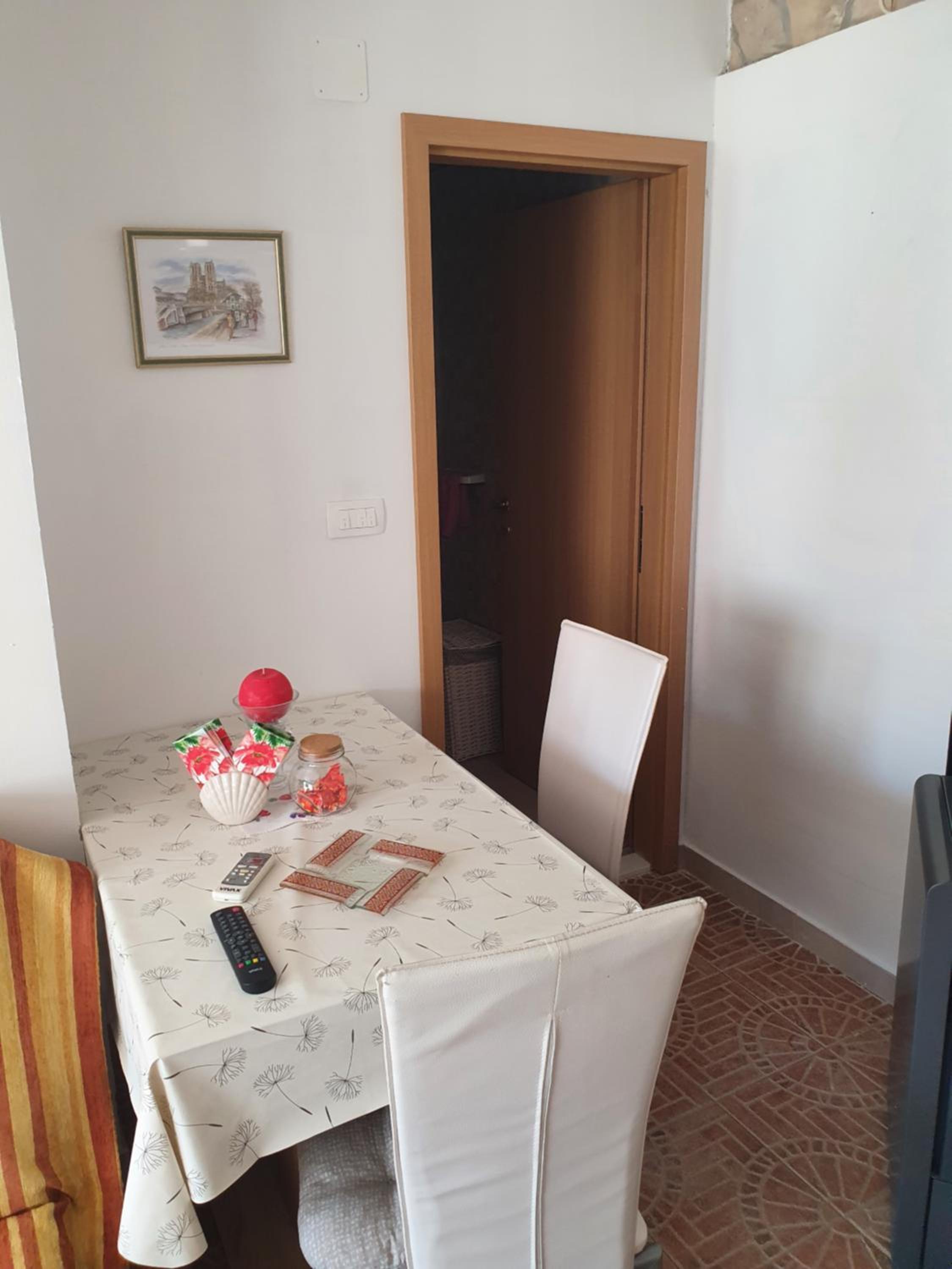 One-Bedroom Apartment - Photo 14