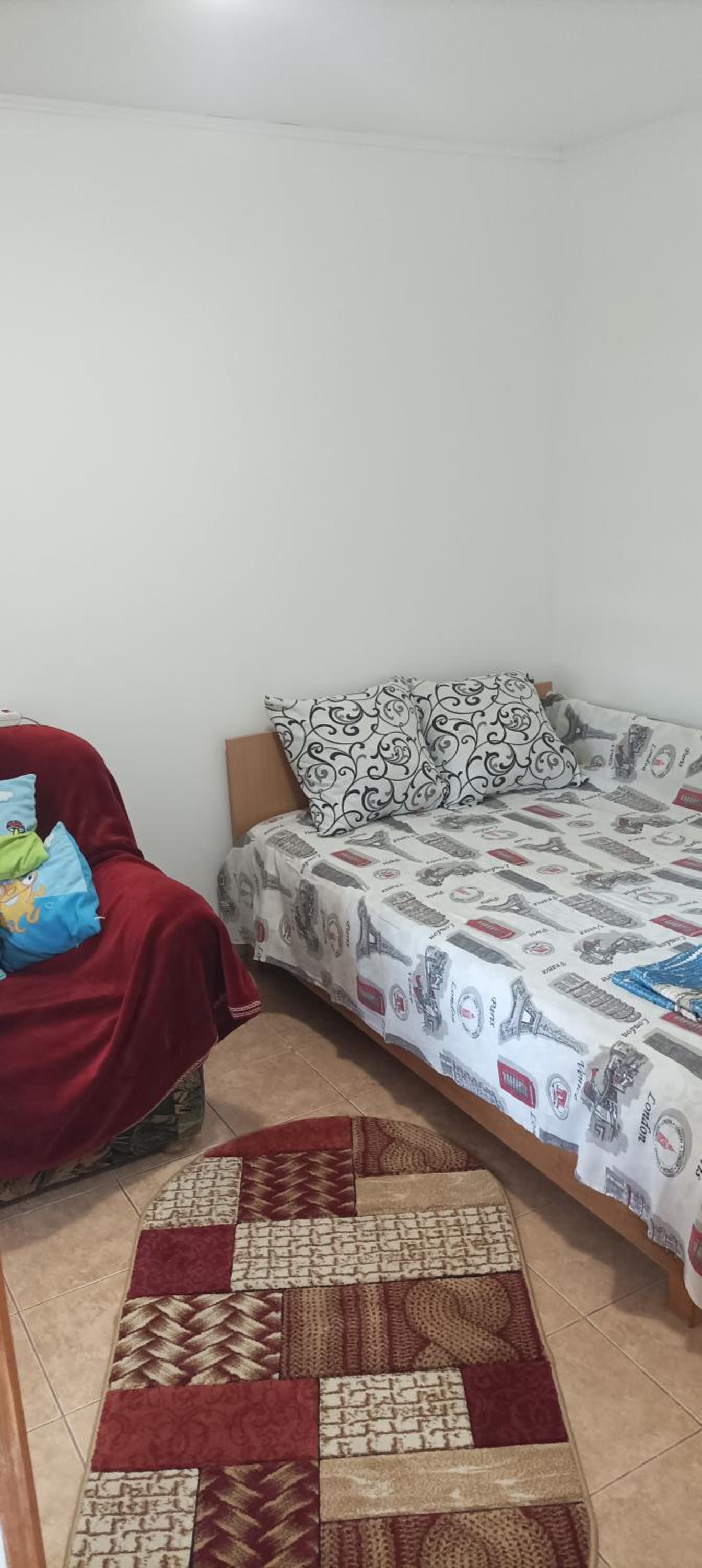 Double Room with Private Bathroom - Photo 1