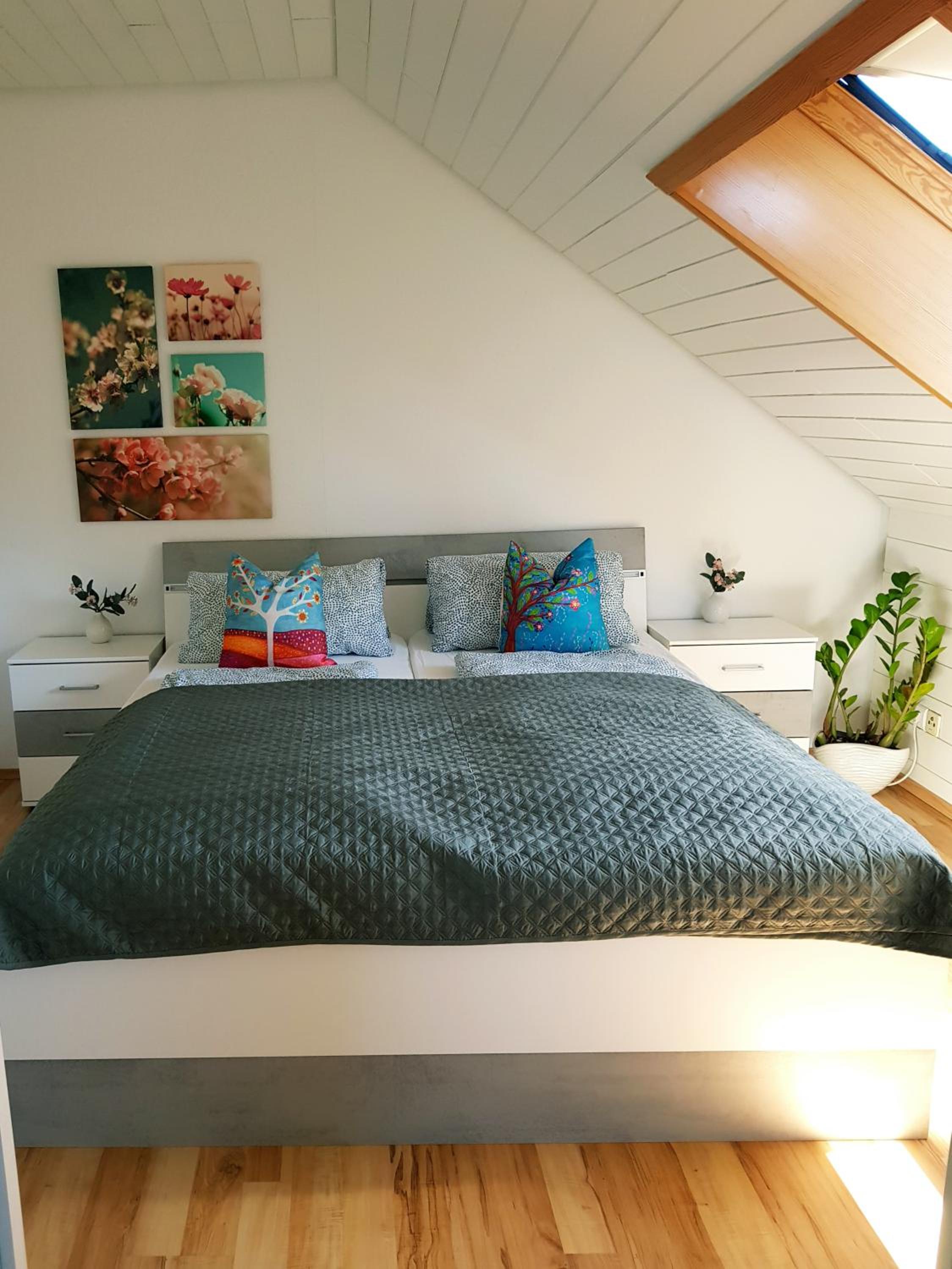 One-Bedroom Apartment - Photo 12