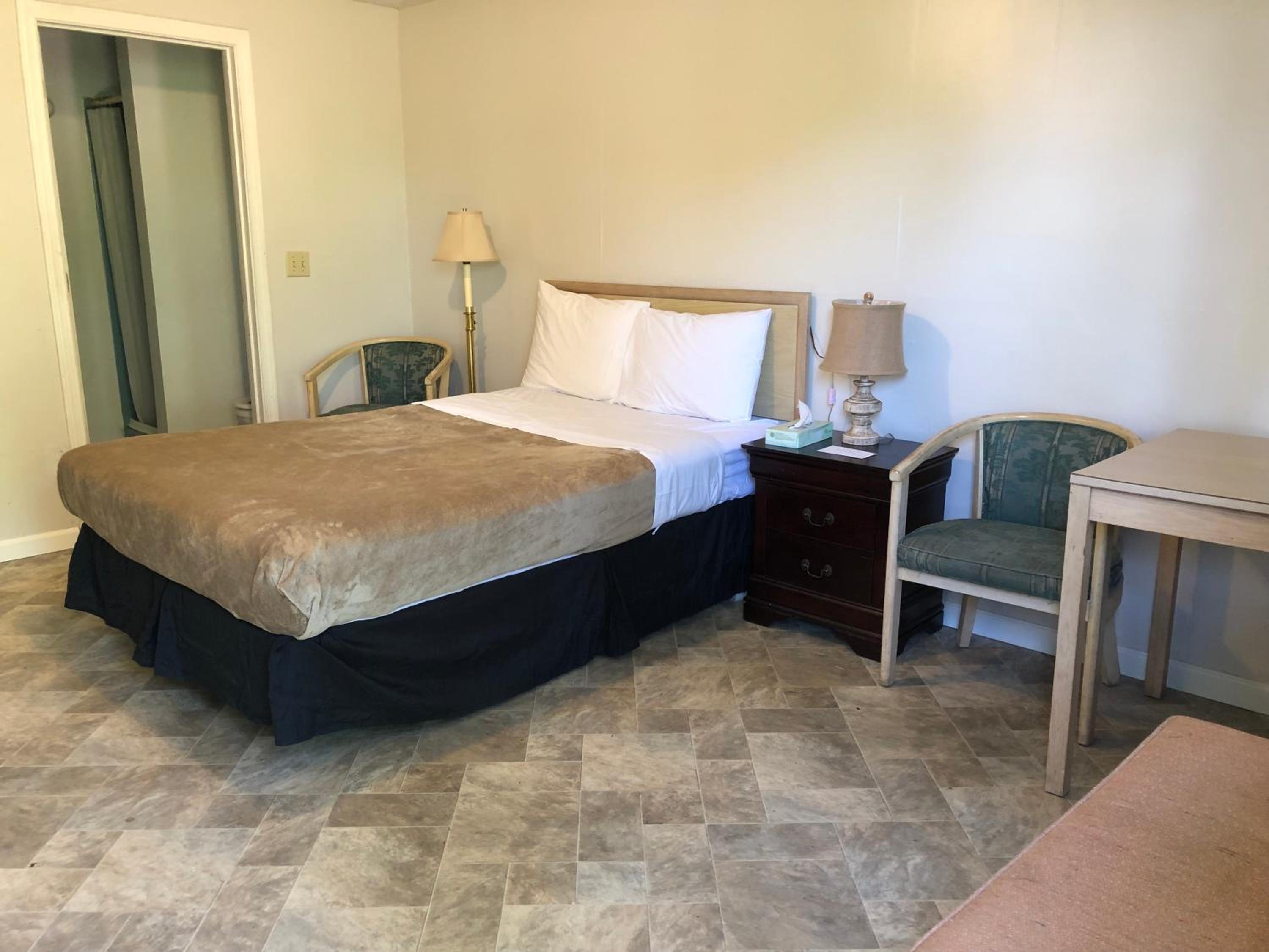 Deluxe Double Room With Shower photo 1