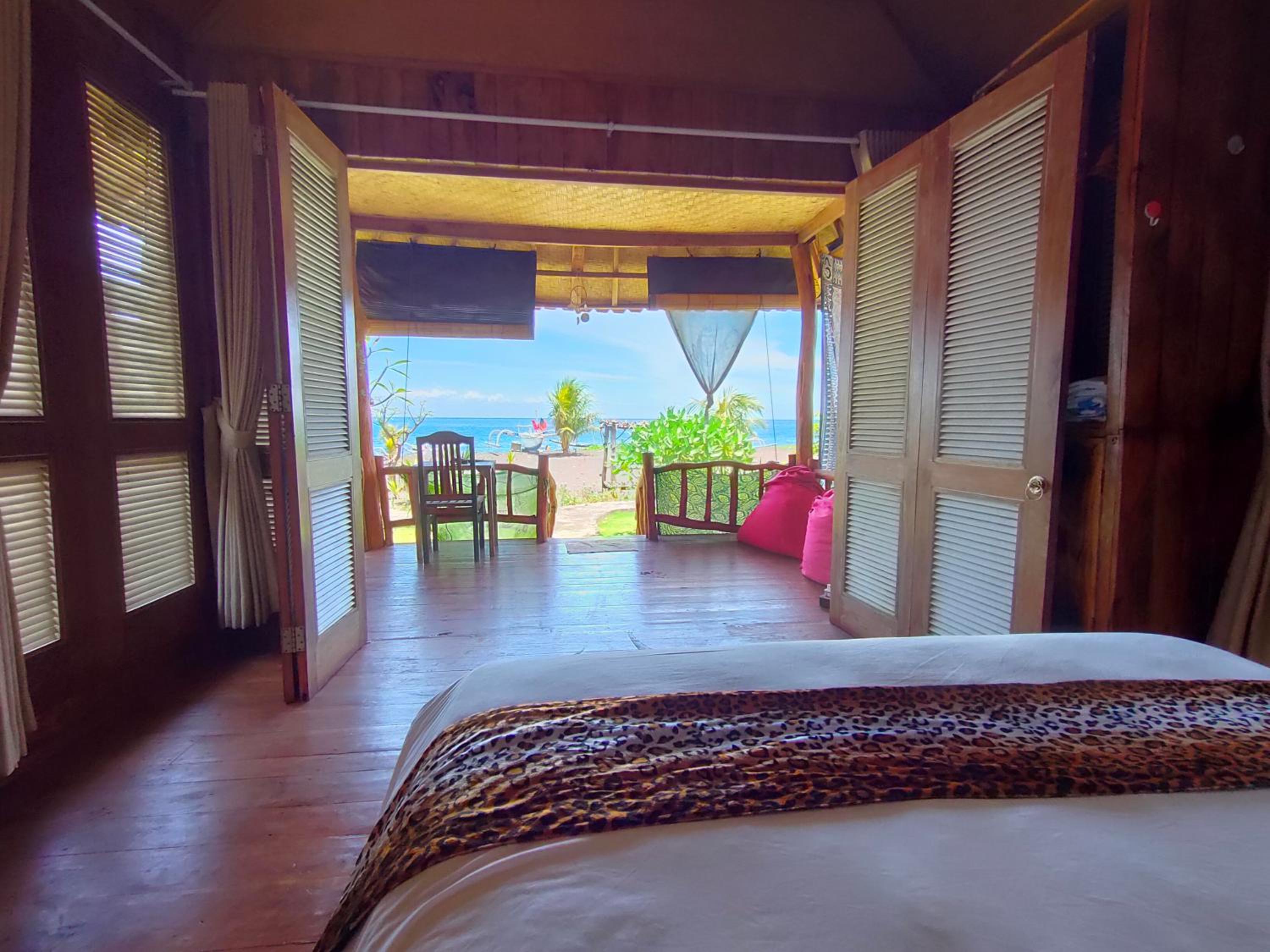 Double Room with Balcony and Sea View - Photo 1