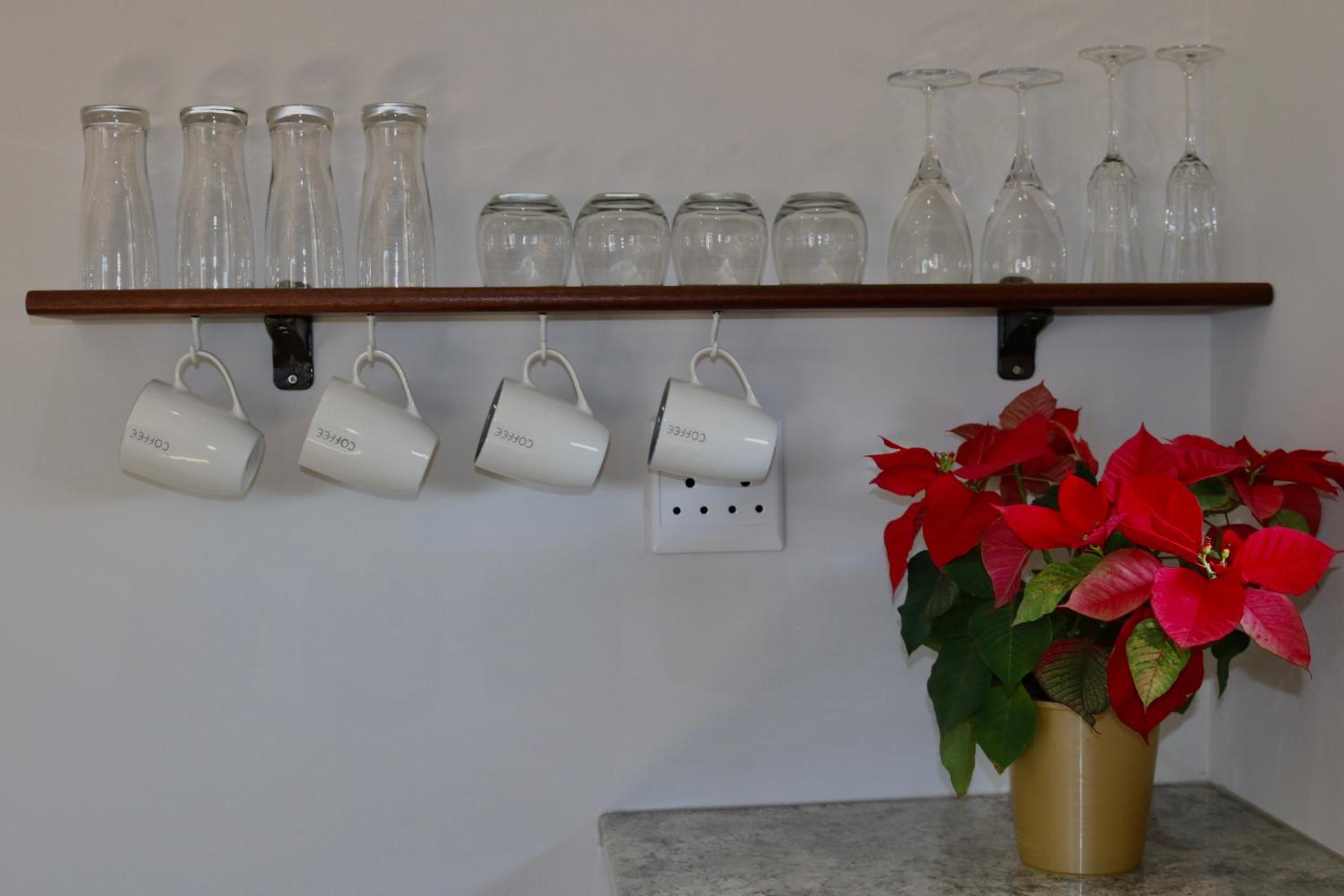 Apartment with Sea View - Photo 5