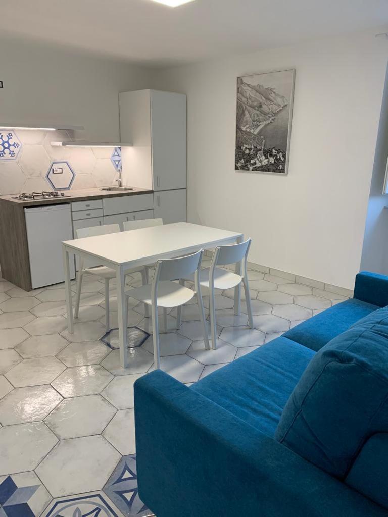 Apartment photo 3